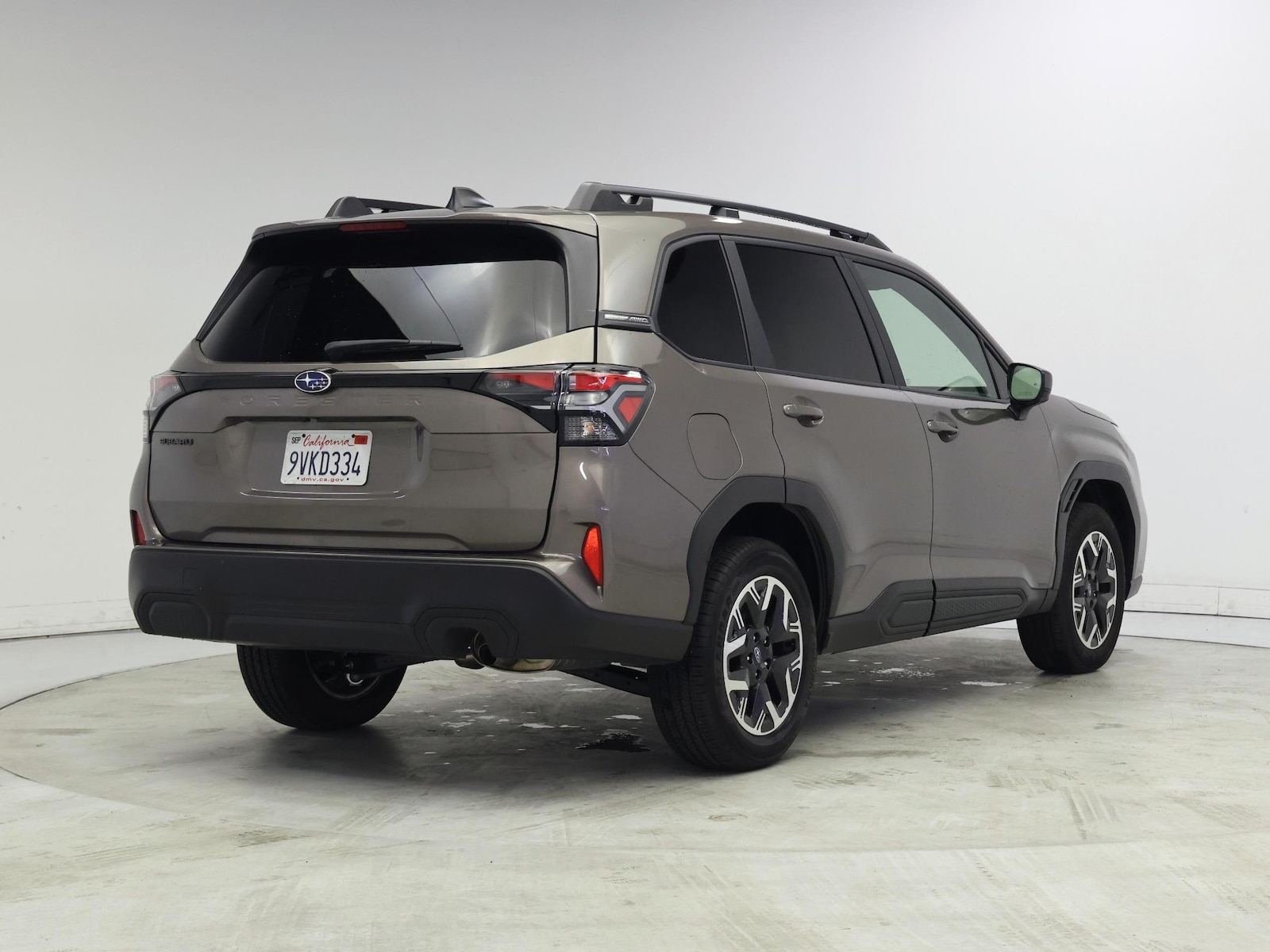 2025 Subaru Forester Premium - Photo 9