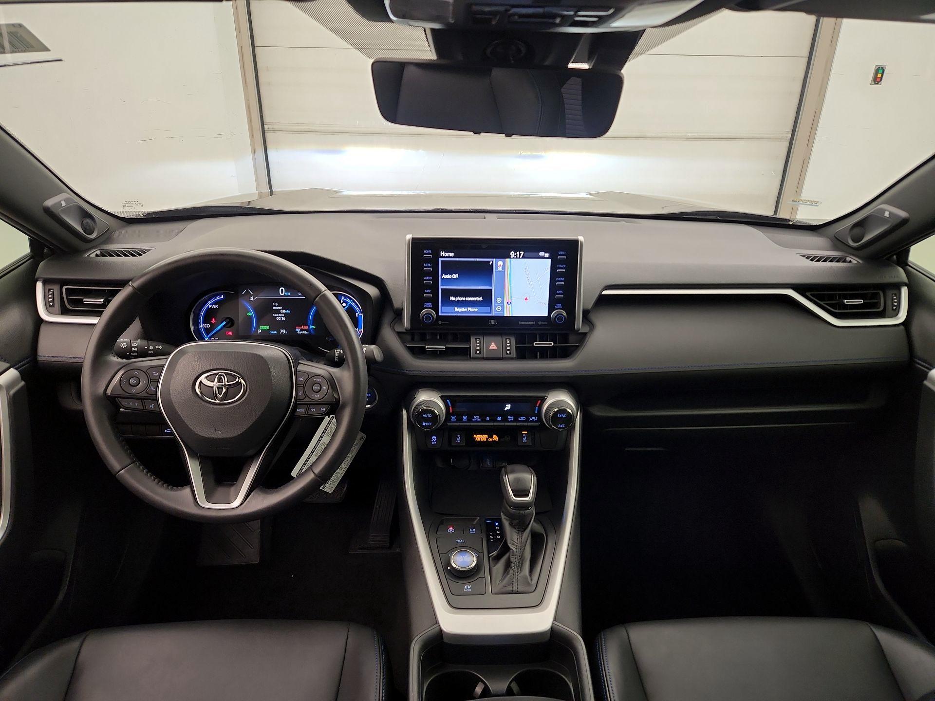 Thumbnail: 2020 Toyota RAV4 - 9