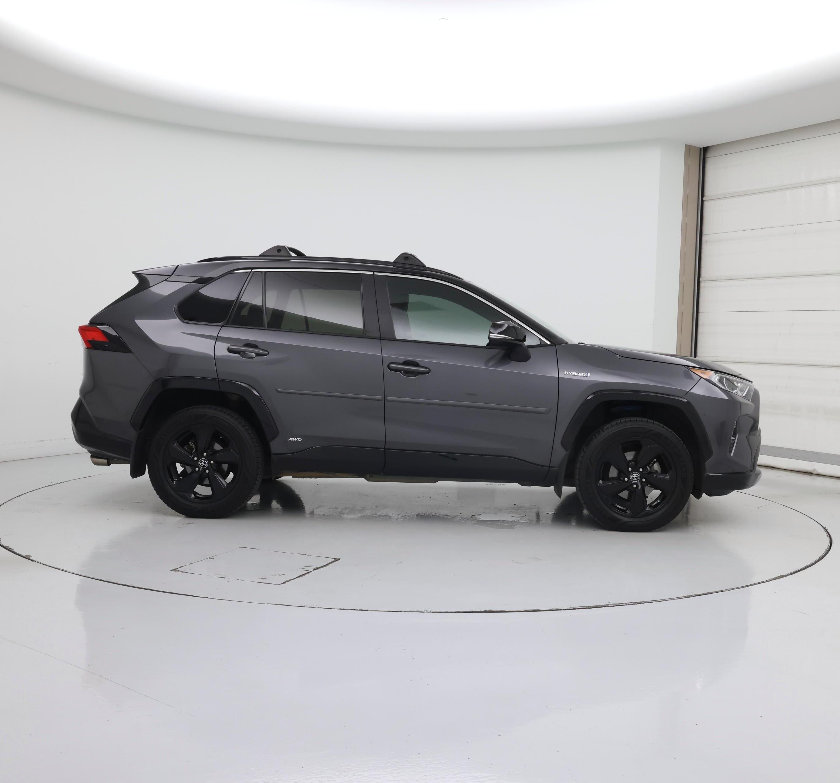 Thumbnail: 2020 Toyota RAV4 - 7