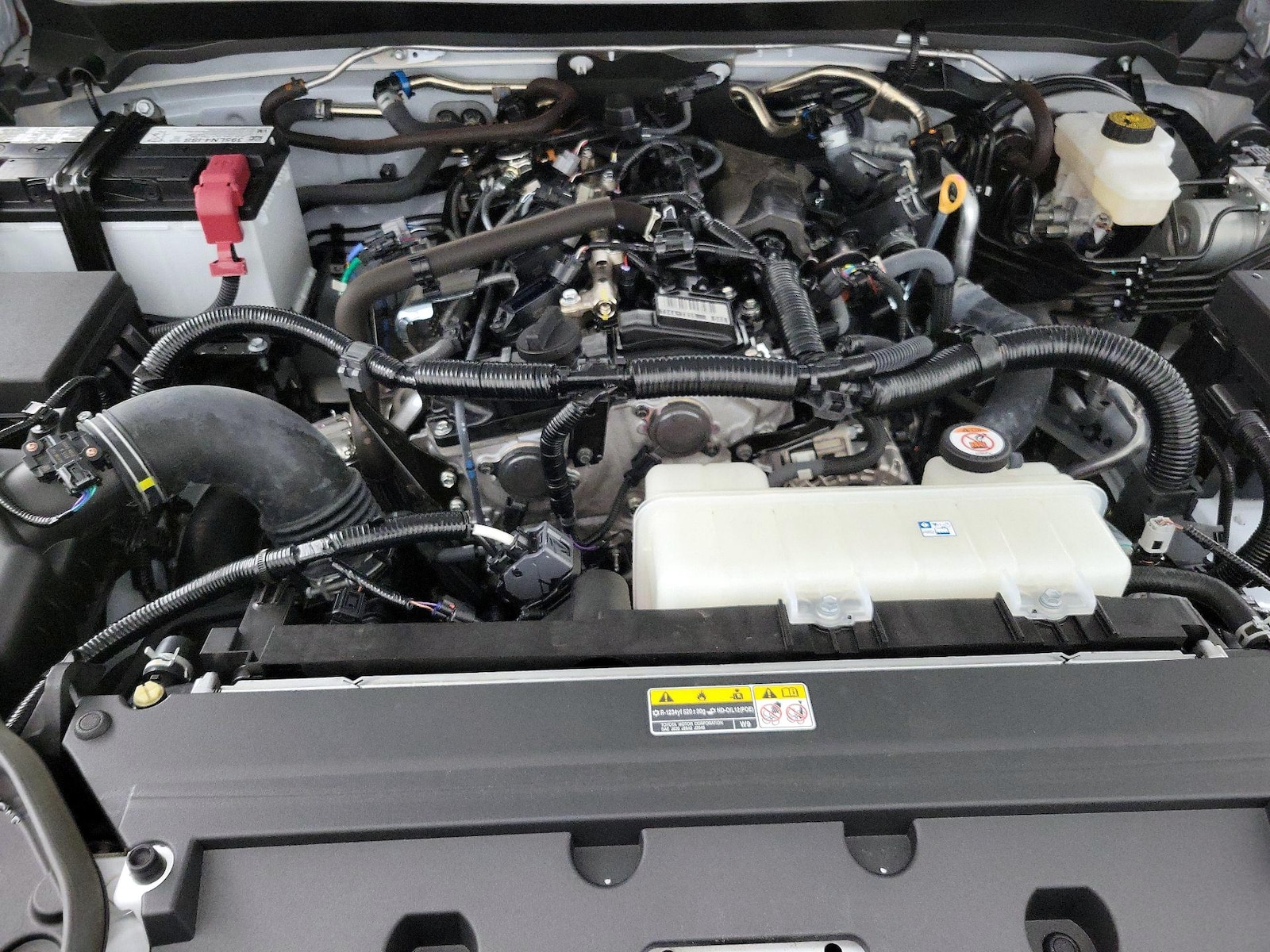 2024 Toyota Tacoma SR5 - Photo 22