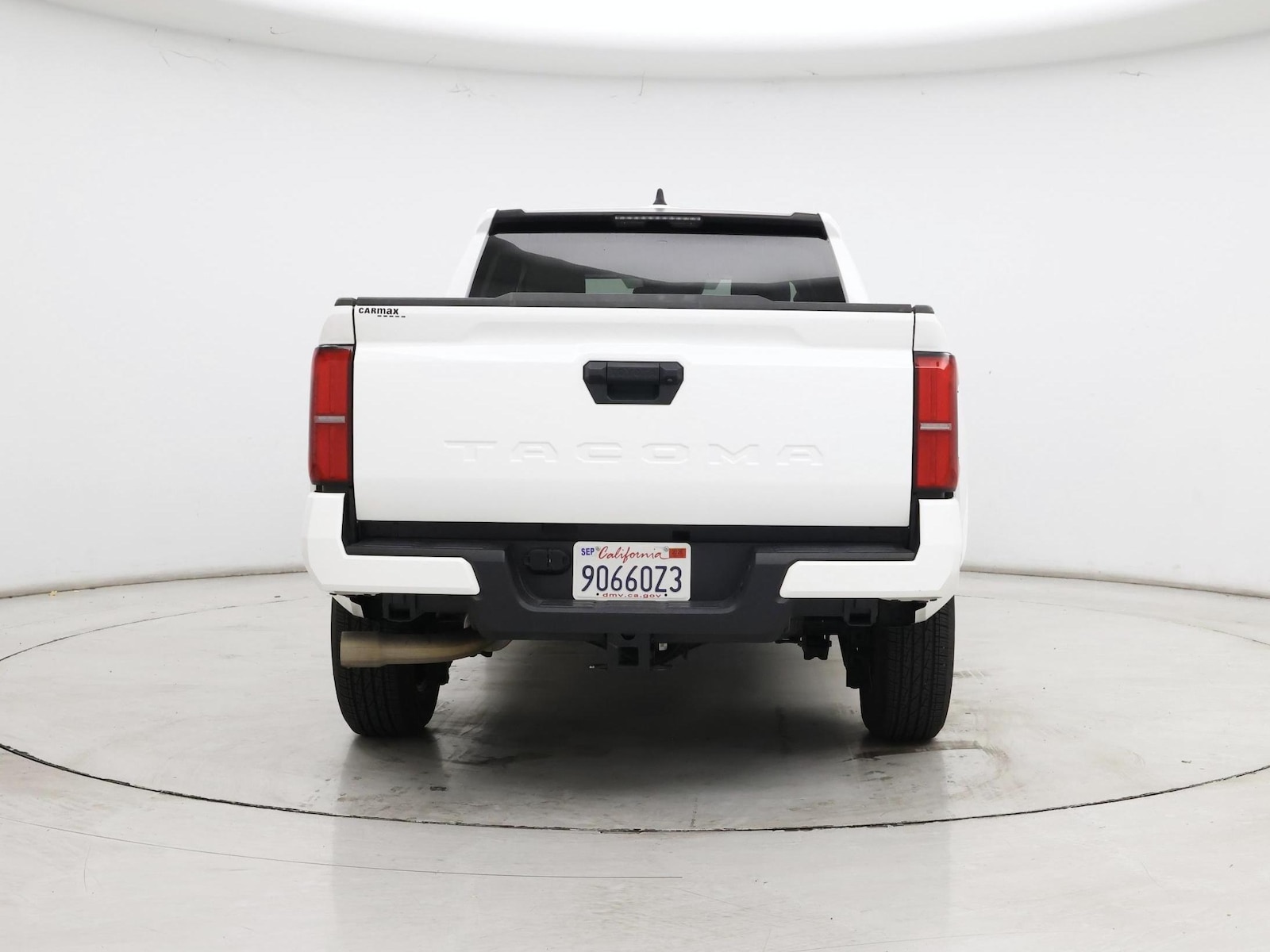 2024 Toyota Tacoma SR5 - Photo 7