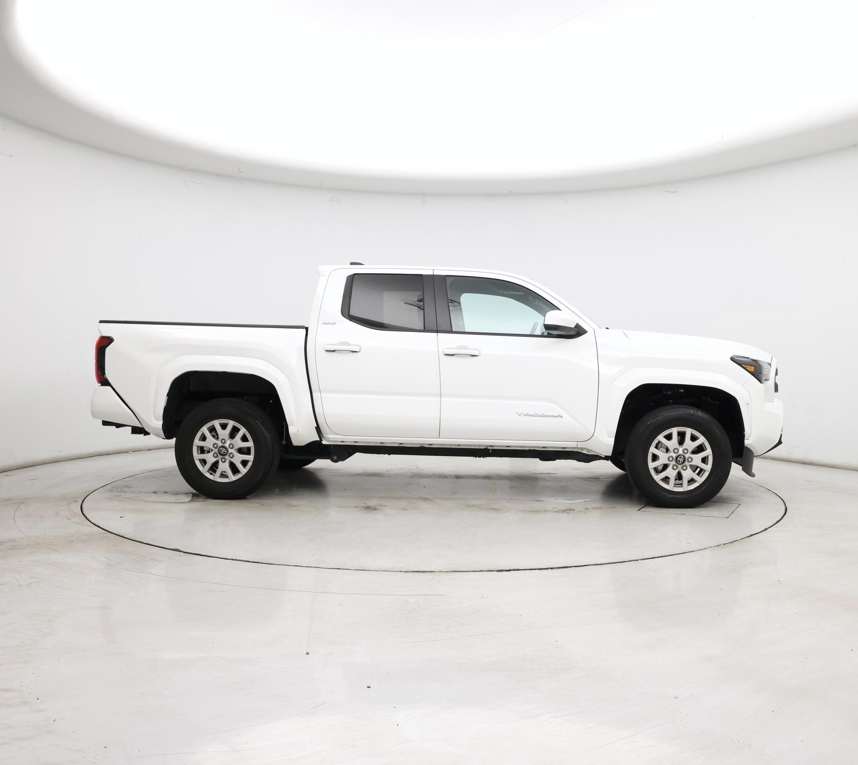 Thumbnail: 2024 Toyota Tacoma - 7