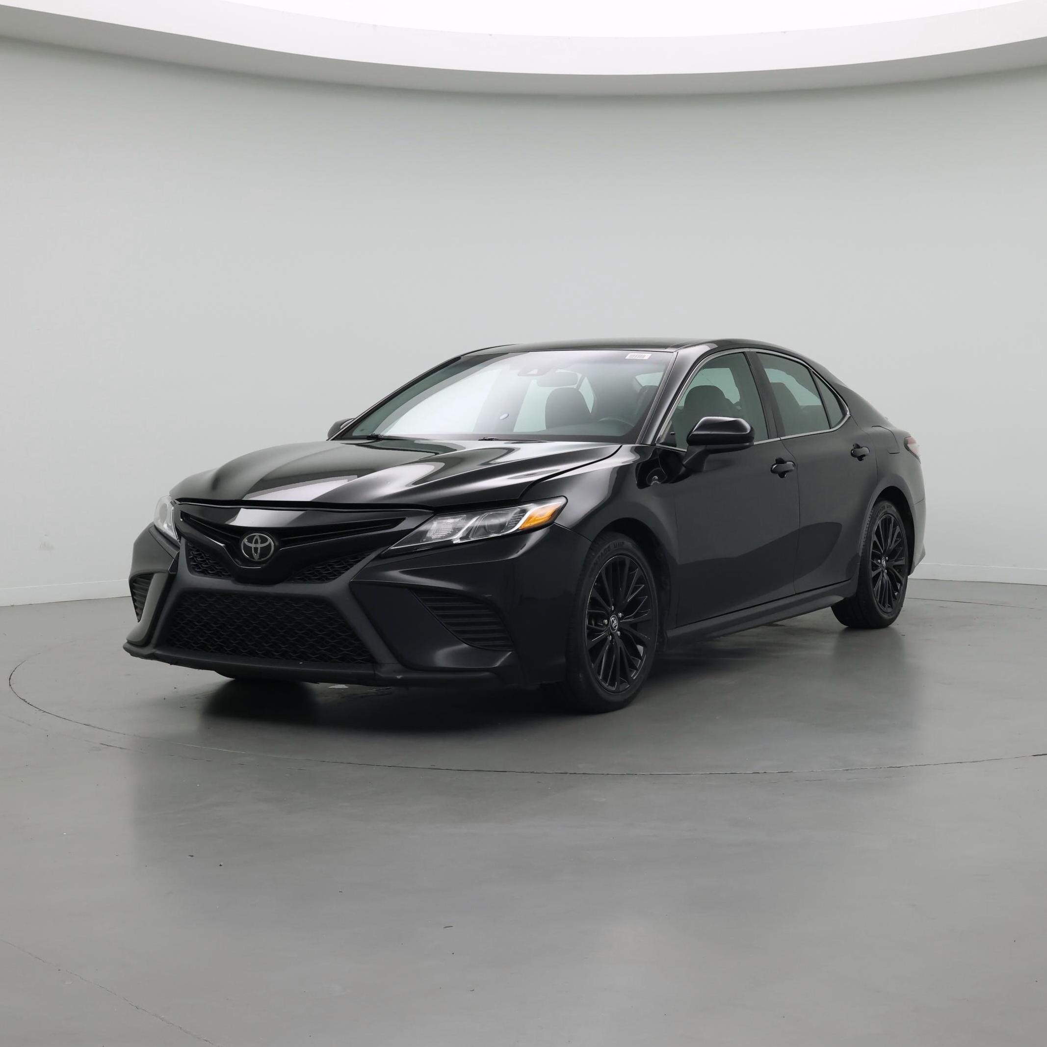 Thumbnail: 2019 Toyota Camry - 4