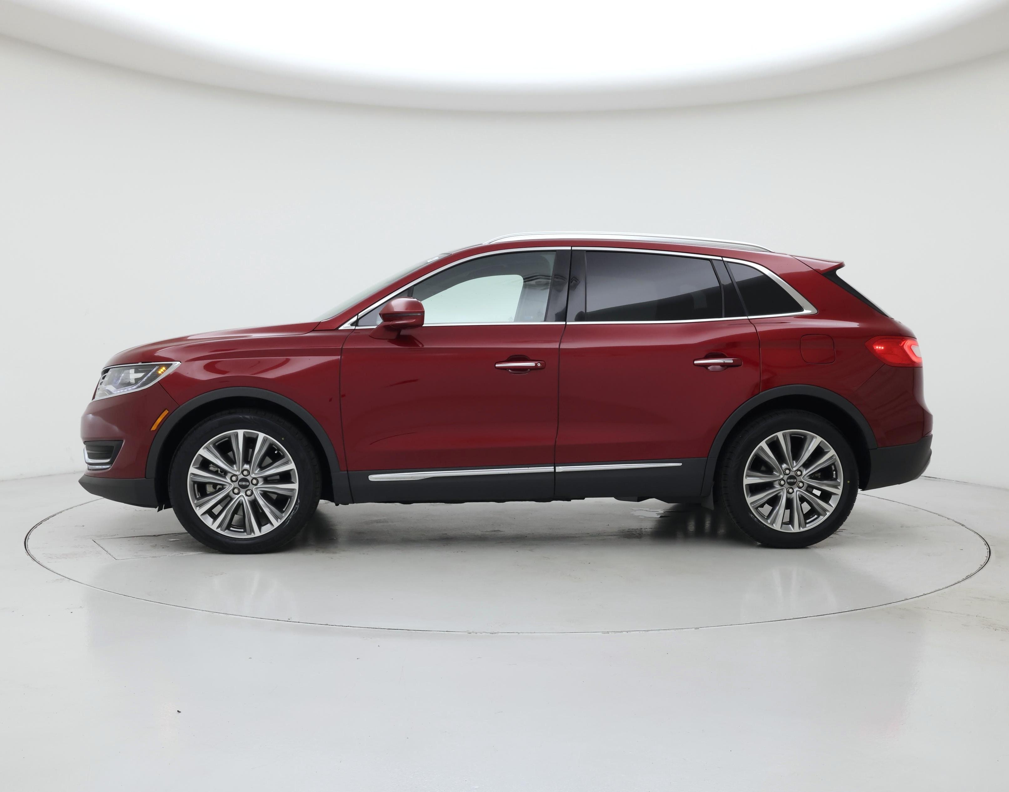 Thumbnail: 2017 Lincoln MKX - 3