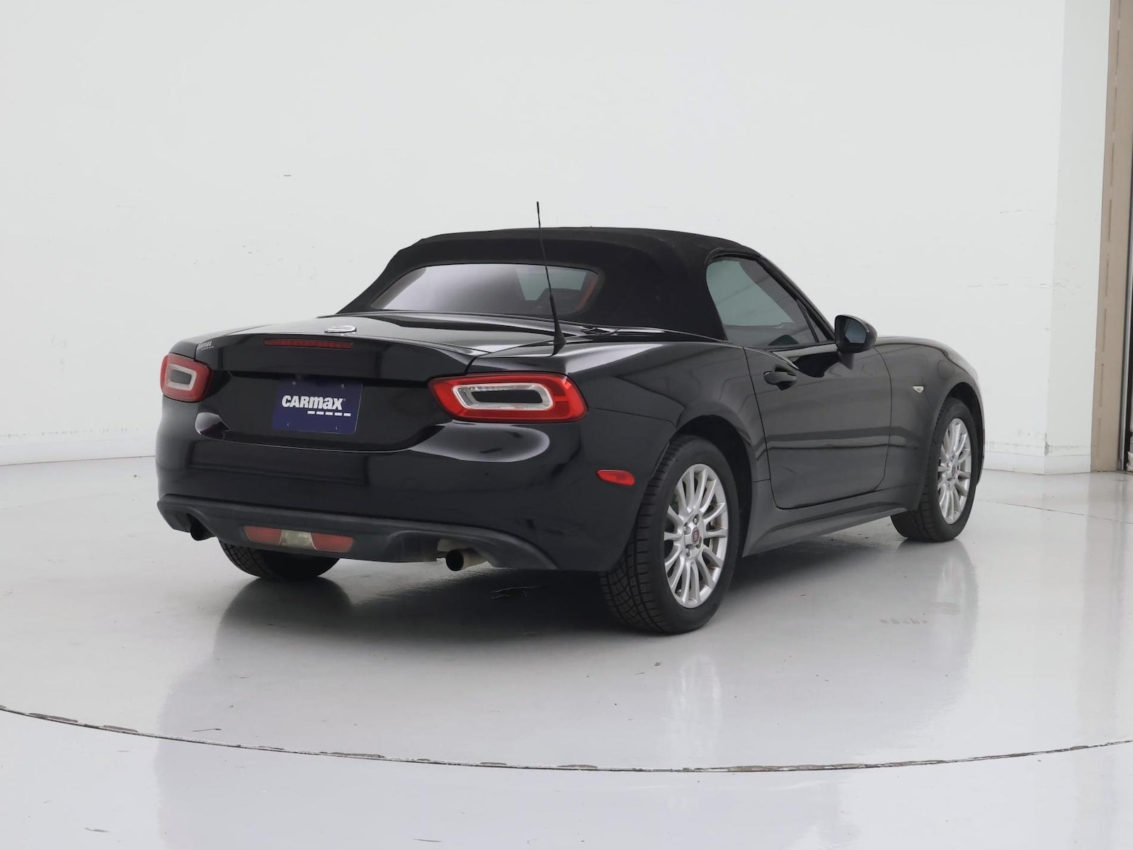 2017 FIAT 124 Spider Classica - Photo 9