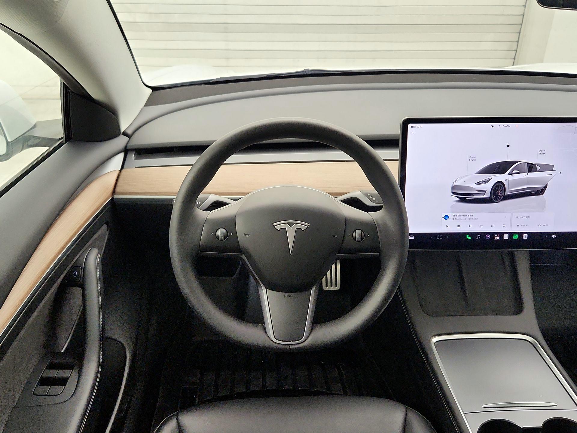 Thumbnail: 2023 Tesla Model 3 - 10