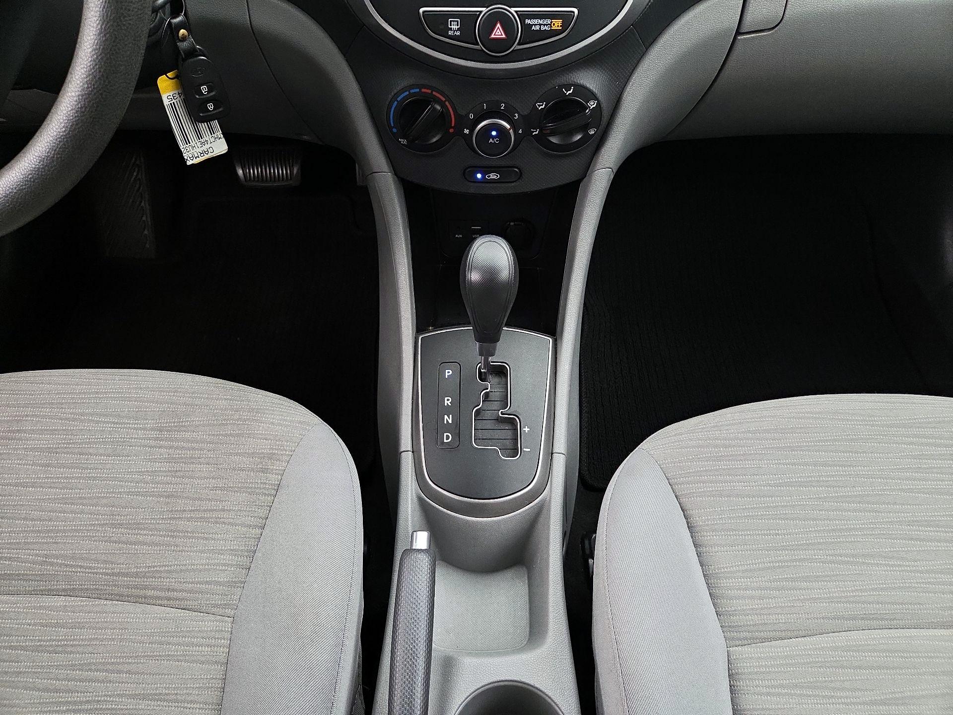 Thumbnail: 2017 Hyundai Accent - 16