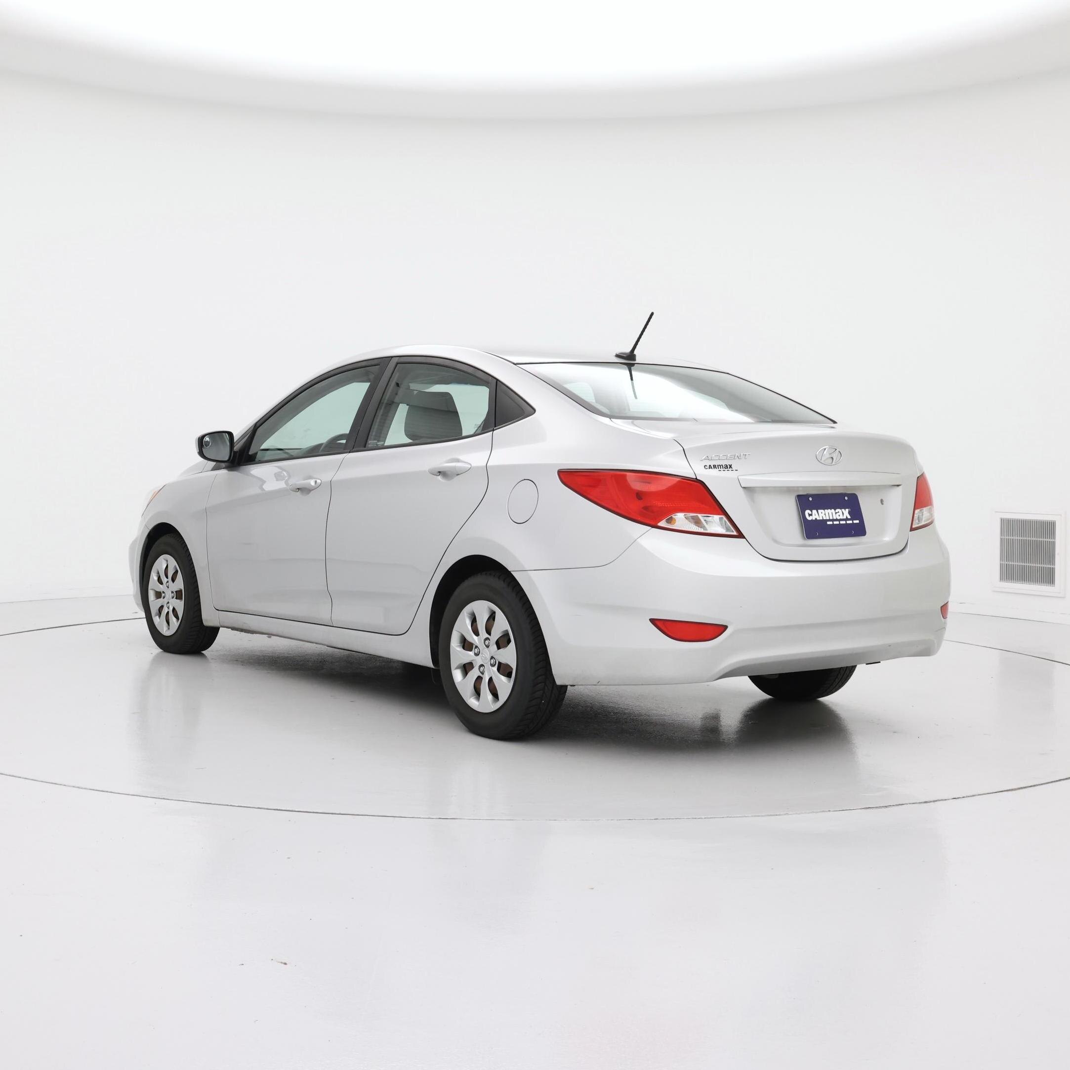 Thumbnail: 2017 Hyundai Accent - 2