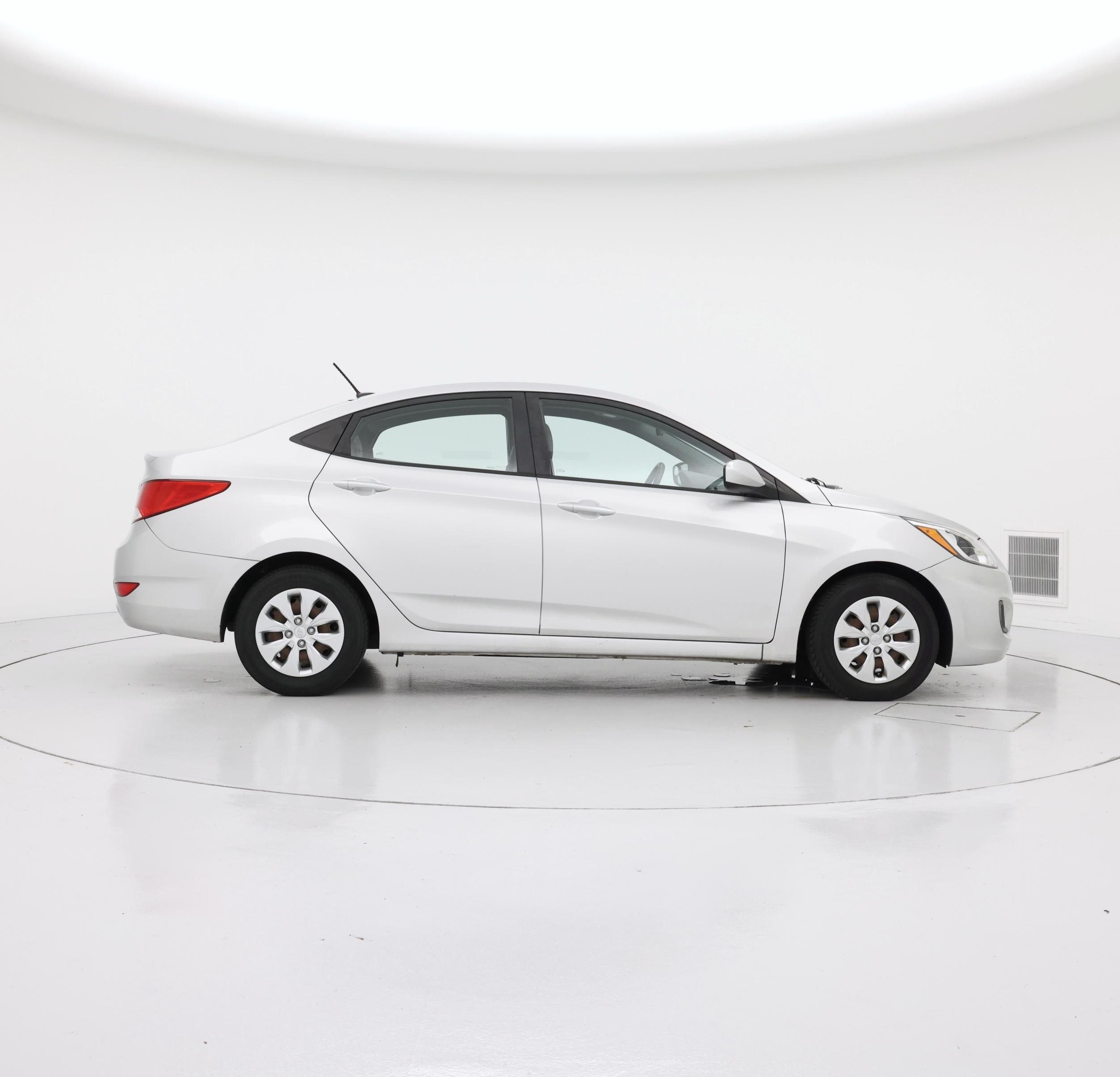 Thumbnail: 2017 Hyundai Accent - 7