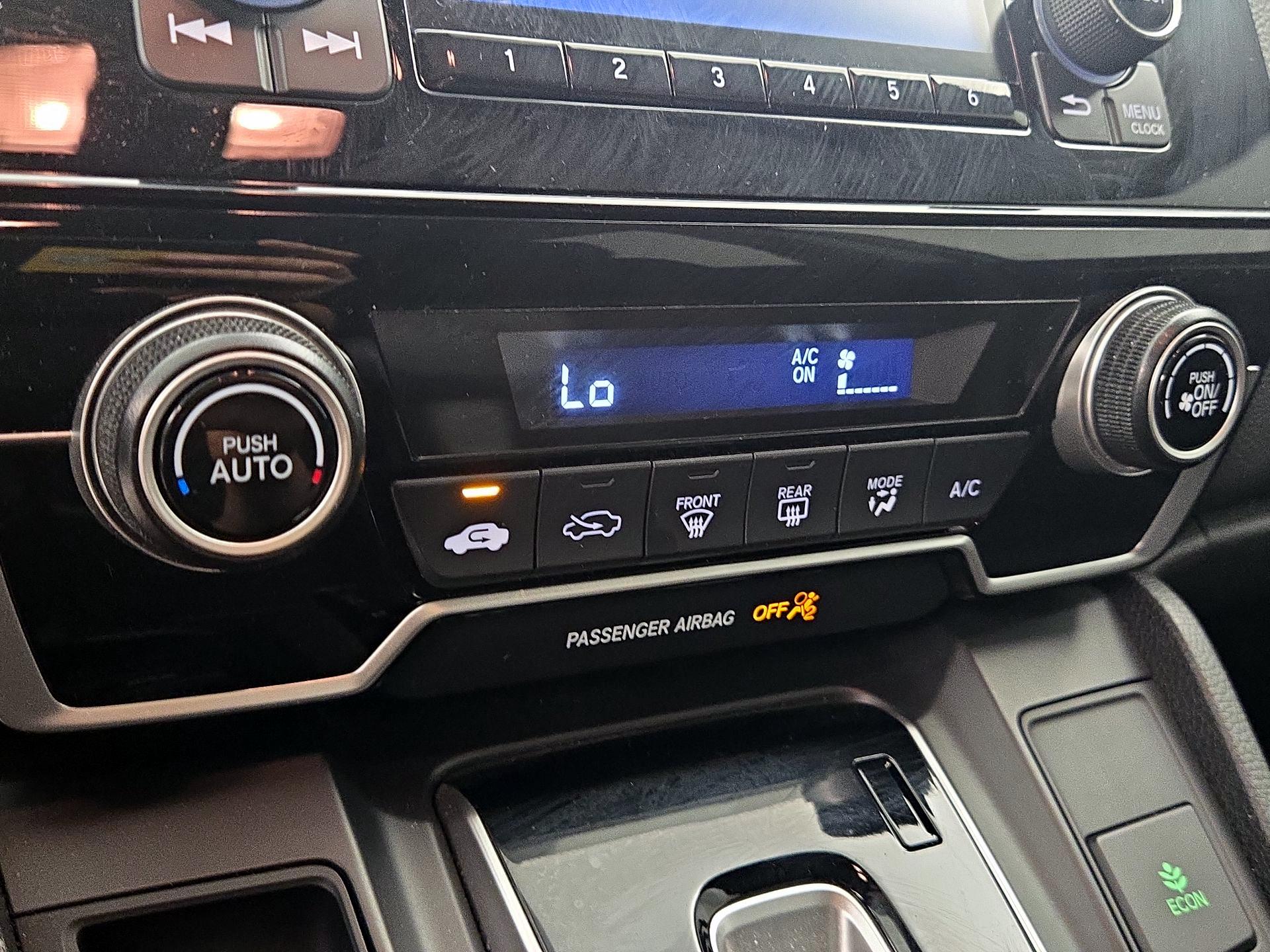 Thumbnail: 2019 Honda CR-V - 16