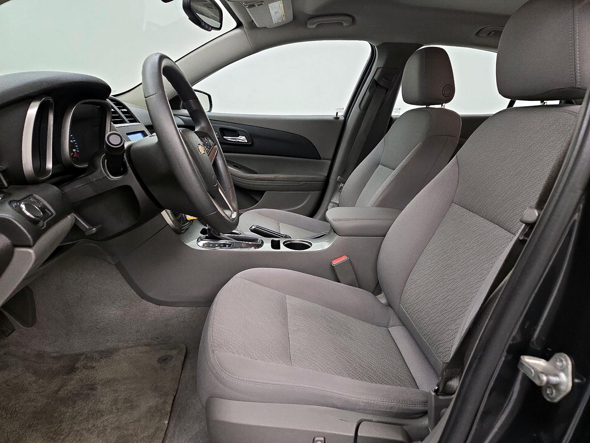 Thumbnail: 2014 Chevrolet Malibu - 11