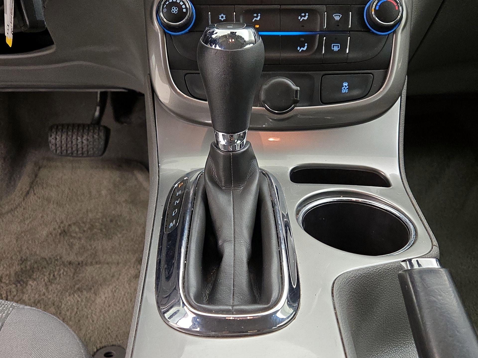 Thumbnail: 2014 Chevrolet Malibu - 16
