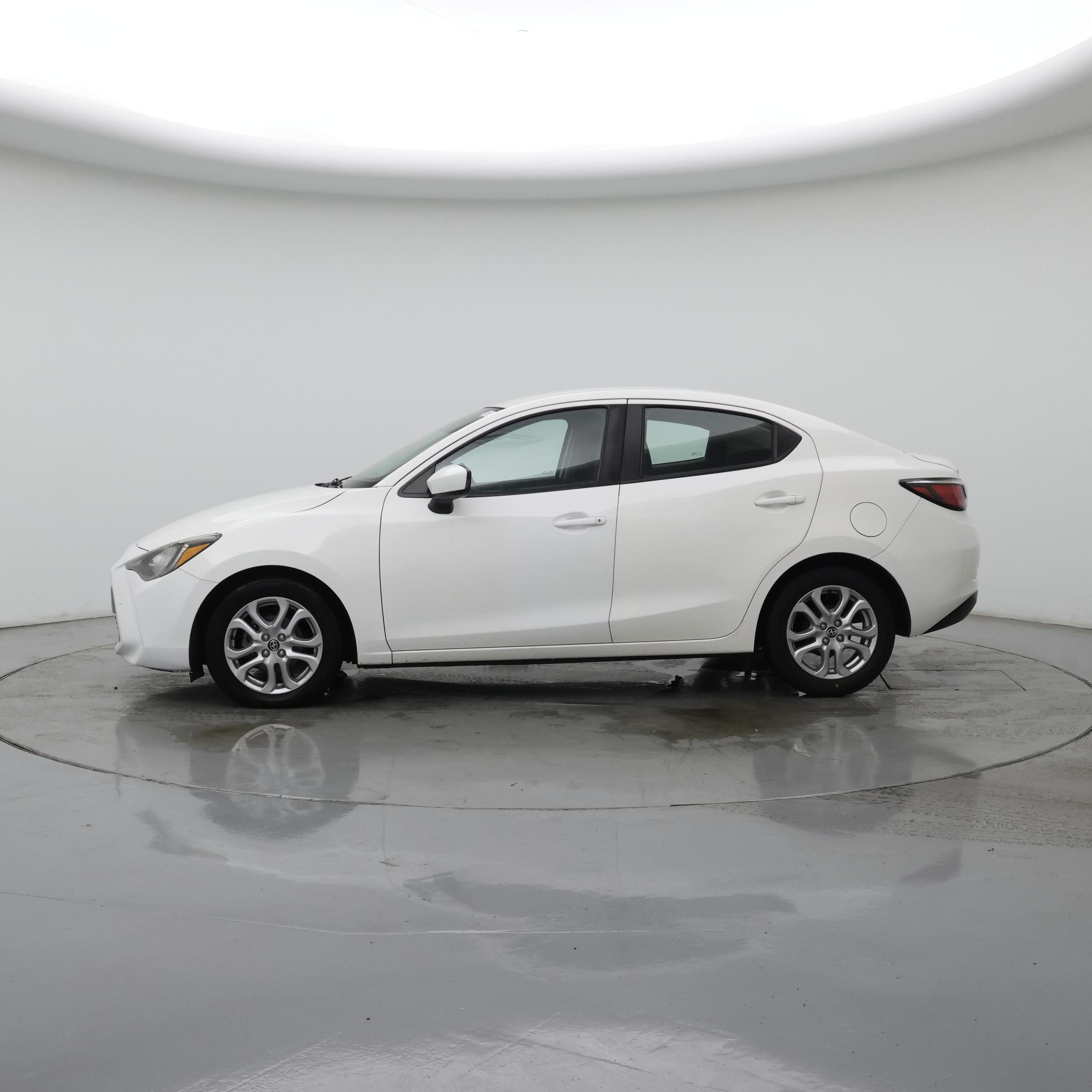 Thumbnail: 2016 Scion iA - 3