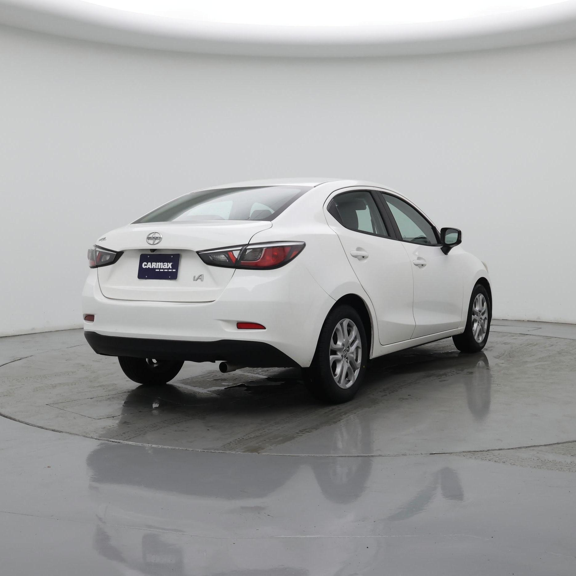 Thumbnail: 2016 Scion iA - 8