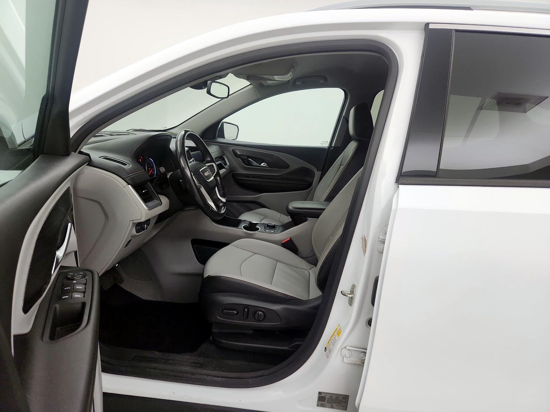 Thumbnail: 2020 GMC Terrain - 11
