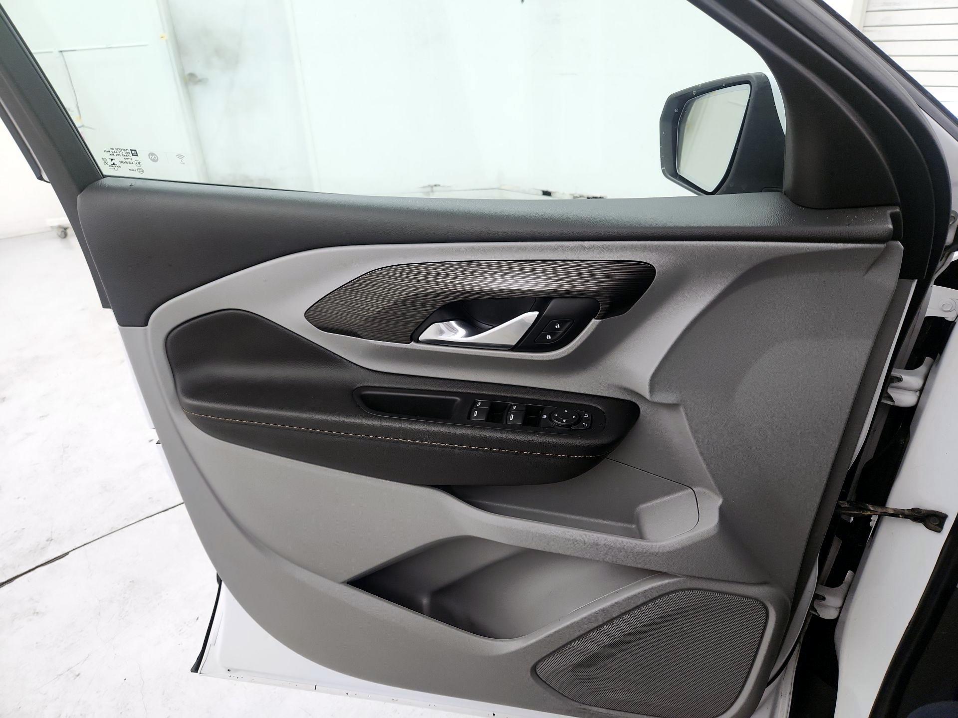 Thumbnail: 2020 GMC Terrain - 12