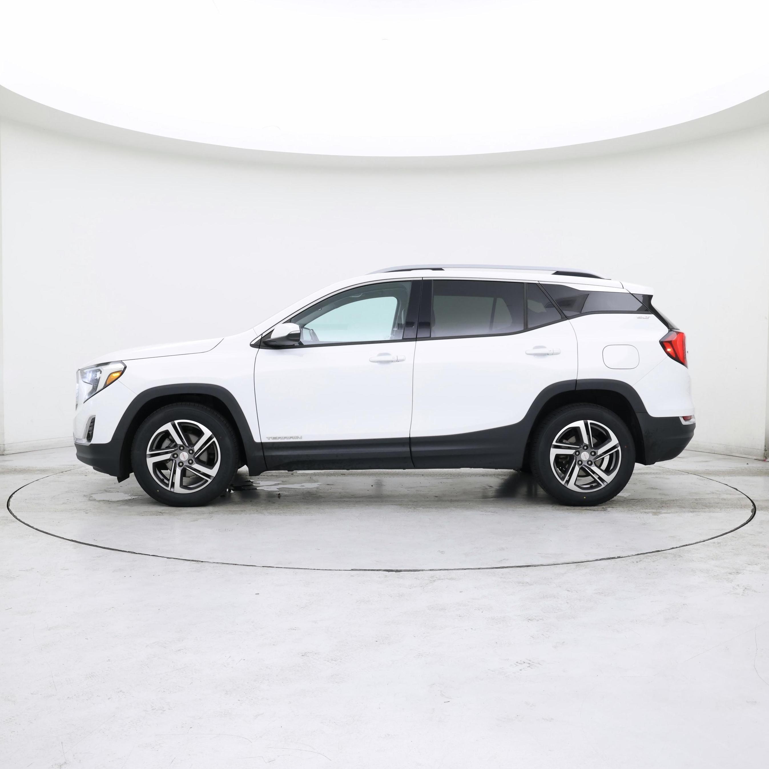 Thumbnail: 2020 GMC Terrain - 3
