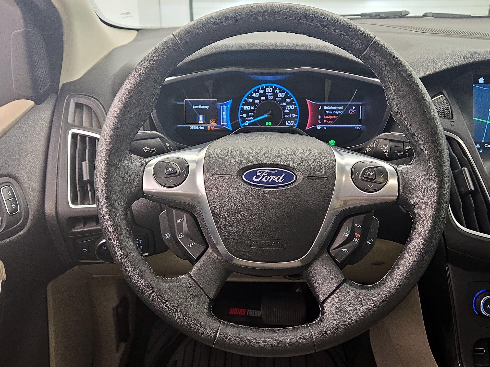 Thumbnail: 2017 Ford Focus - 10