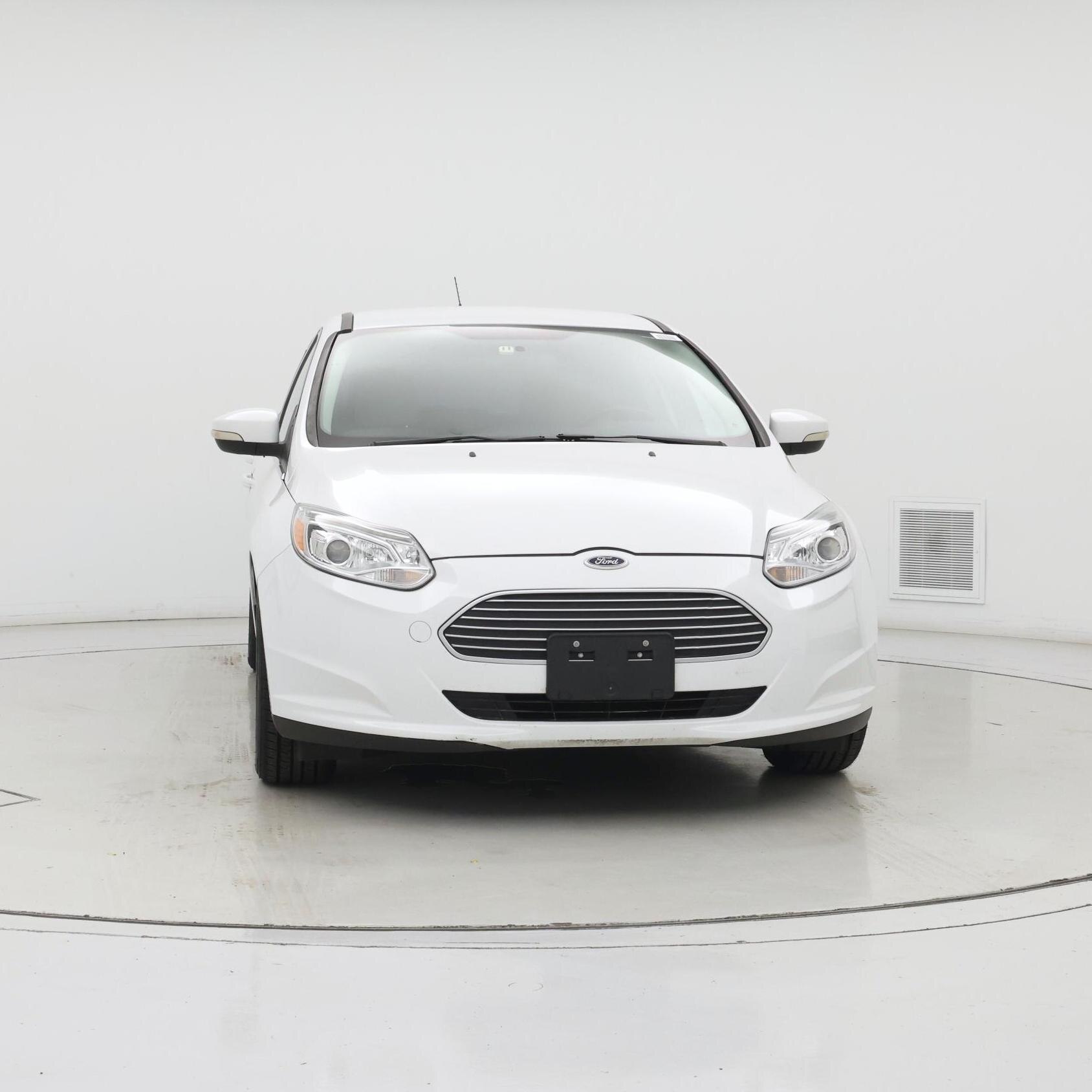 Thumbnail: 2017 Ford Focus - 5