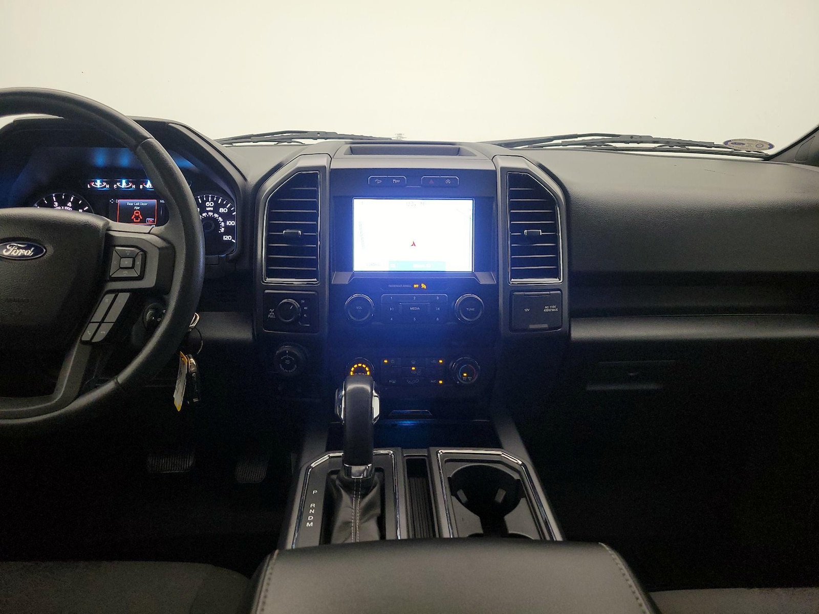 Photo 10