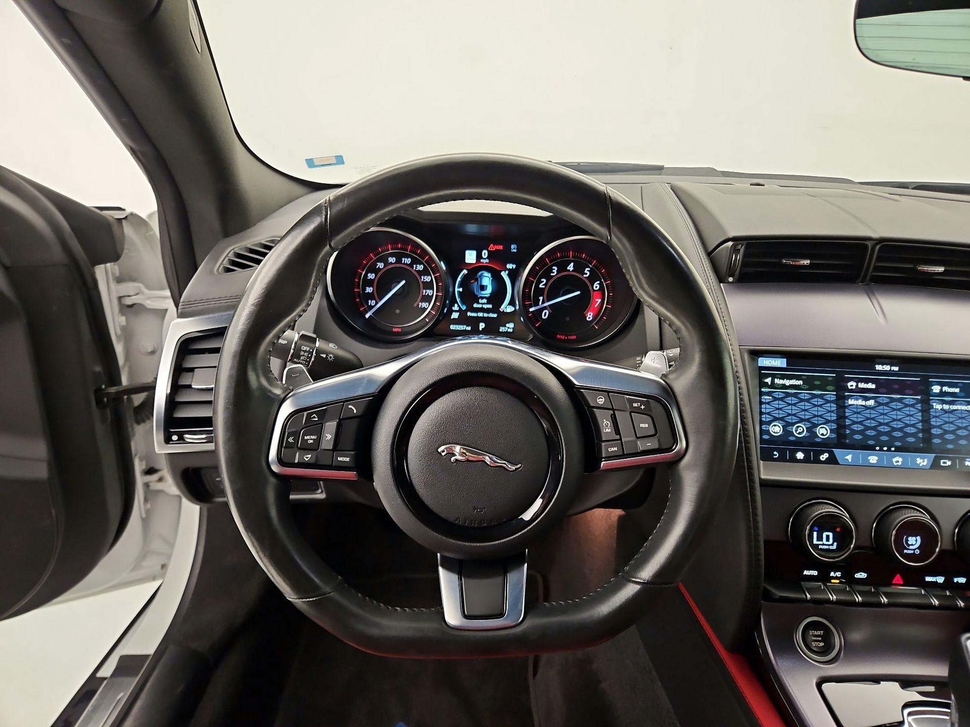 Thumbnail: 2019 Jaguar F-Type - 10