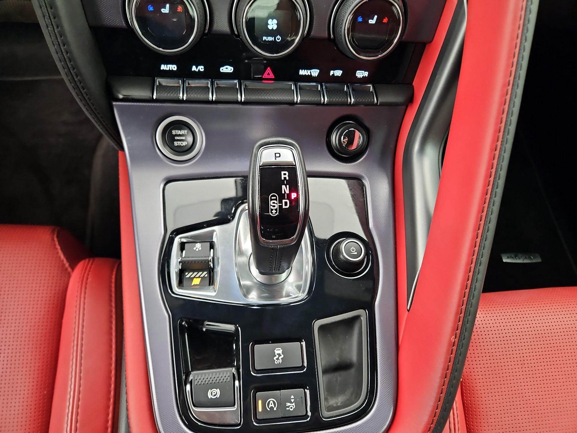 Thumbnail: 2019 Jaguar F-Type - 15