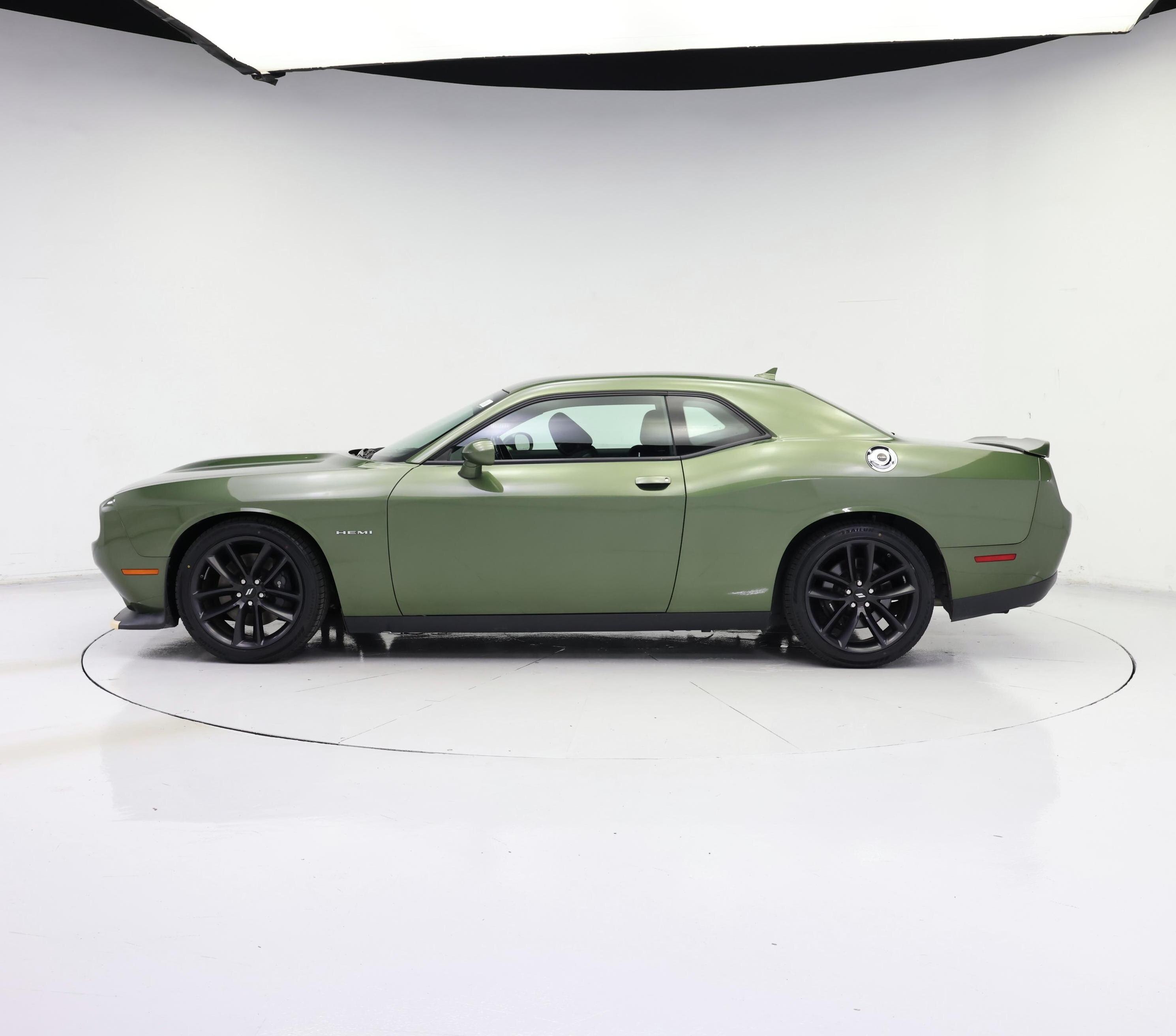 Thumbnail: 2022 Dodge Challenger - 3