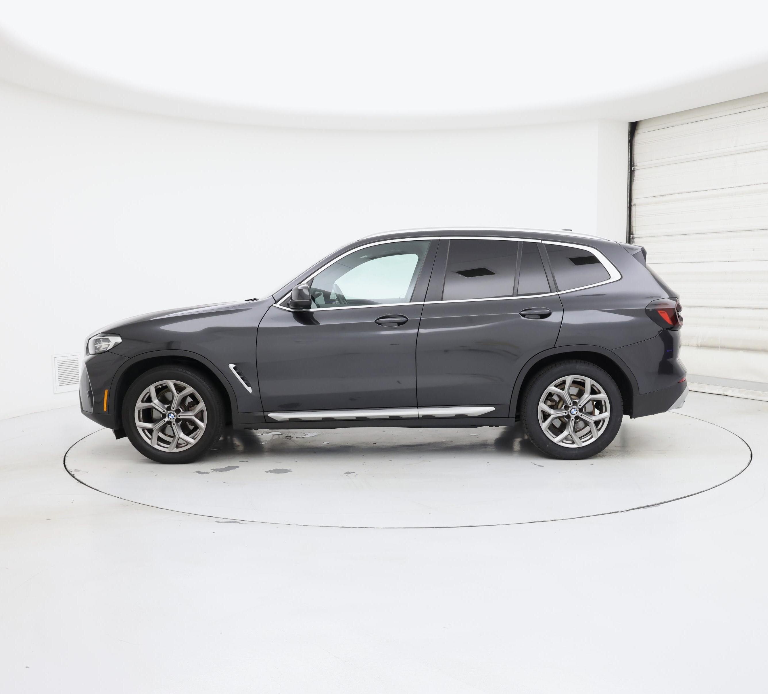 Thumbnail: 2022 BMW X3 - 3