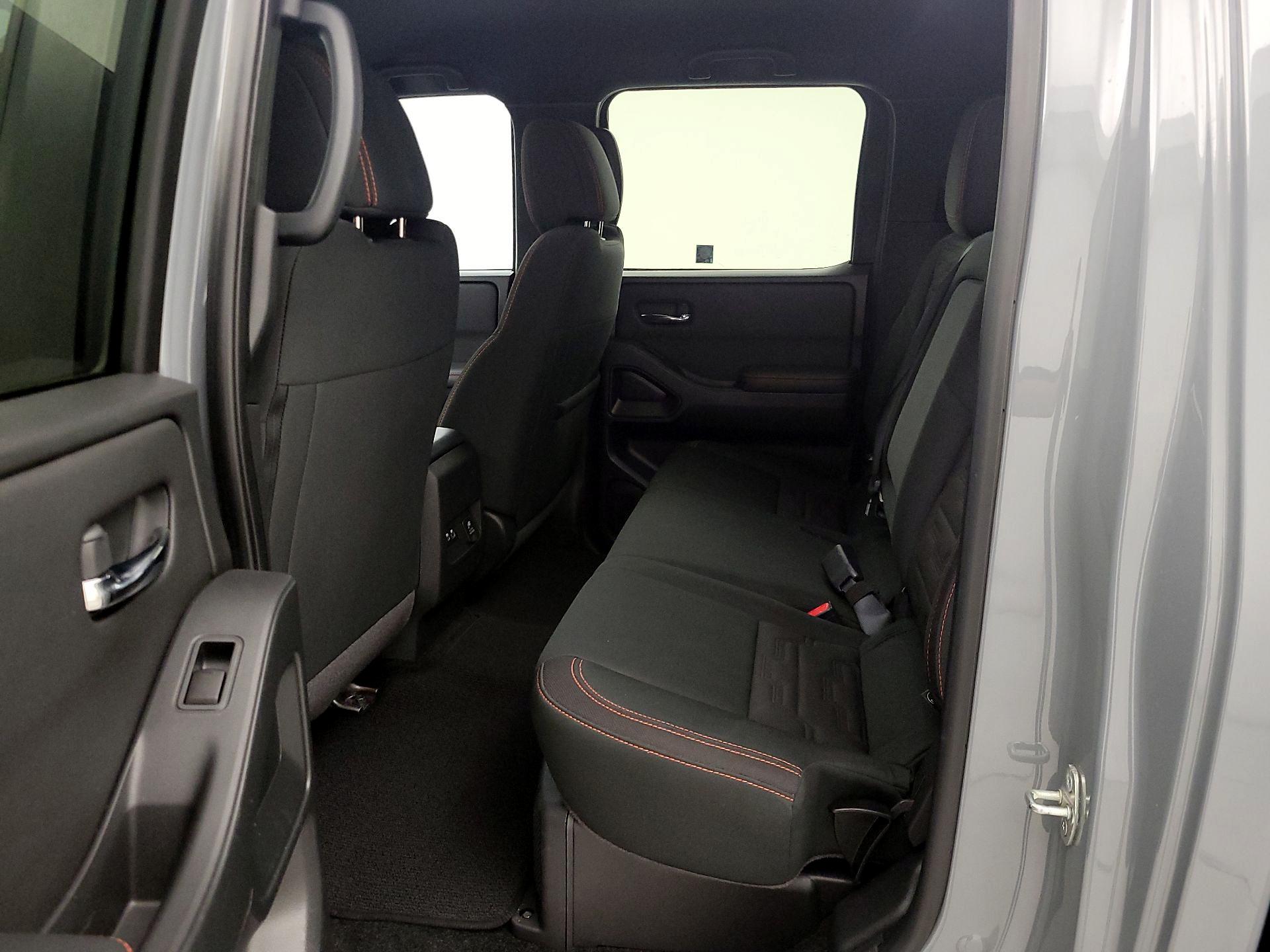 Thumbnail: 2023 Nissan Frontier - 20