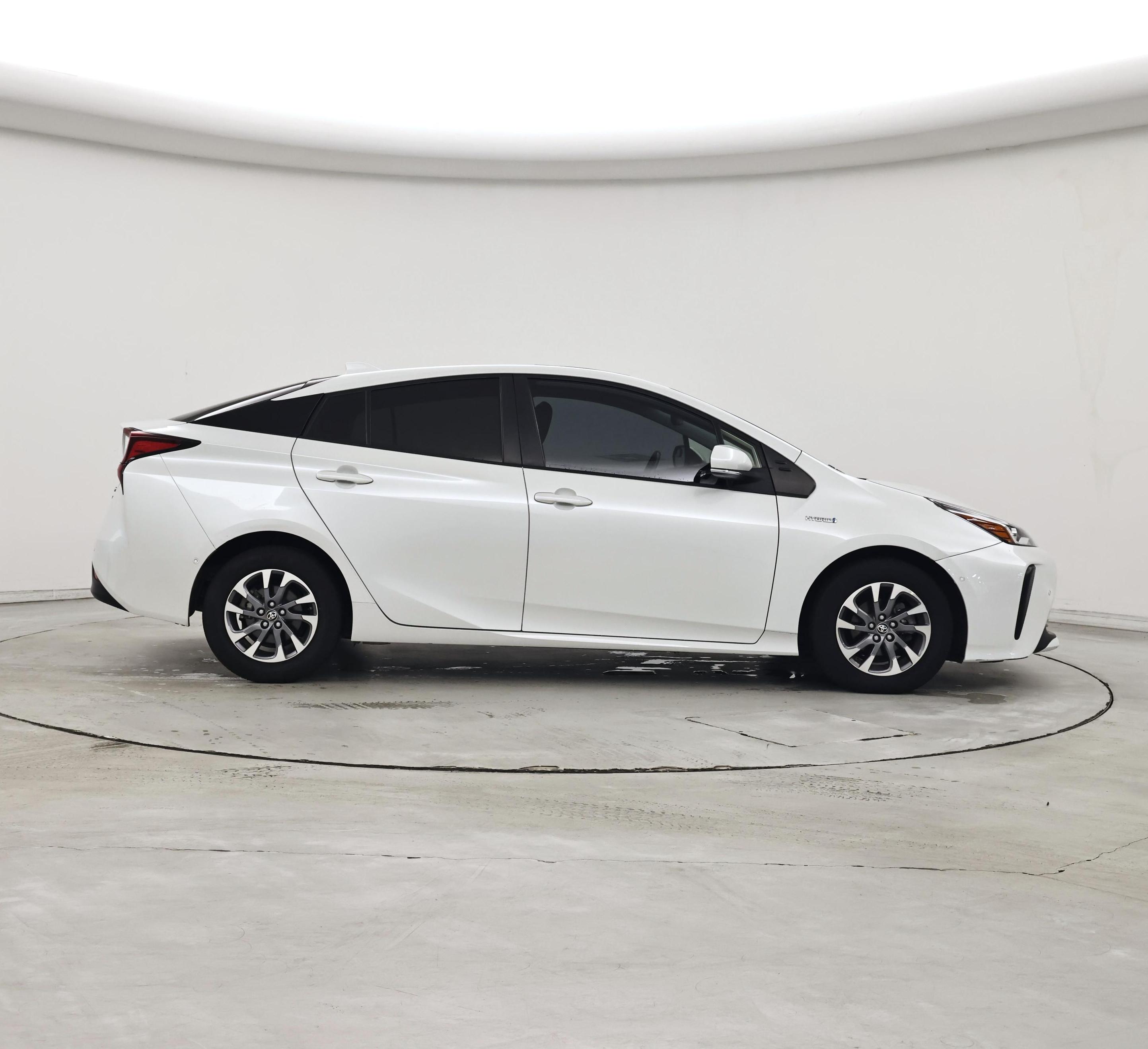 Thumbnail: 2021 Toyota Prius - 7