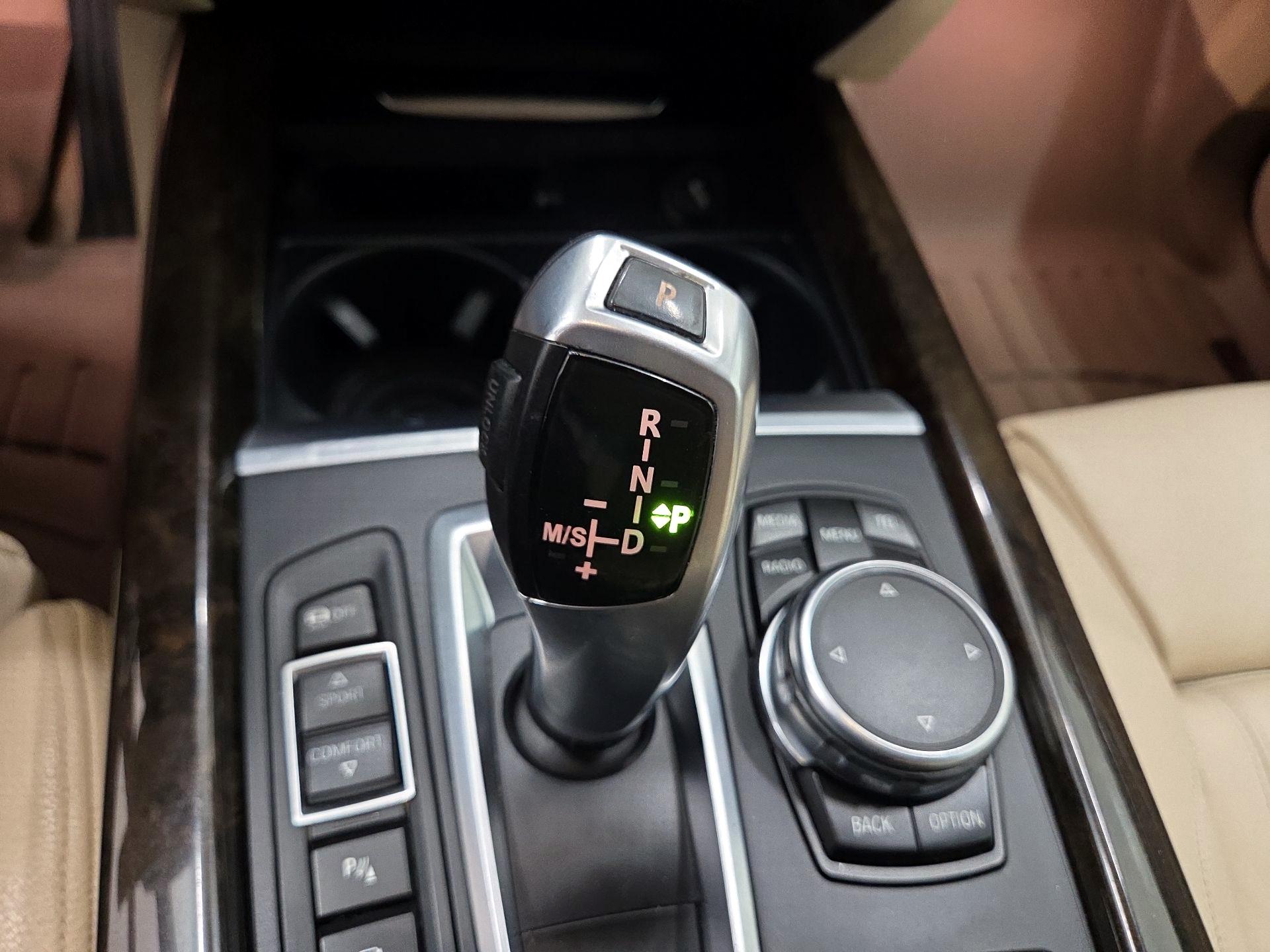 Thumbnail: 2015 BMW X5 - 18
