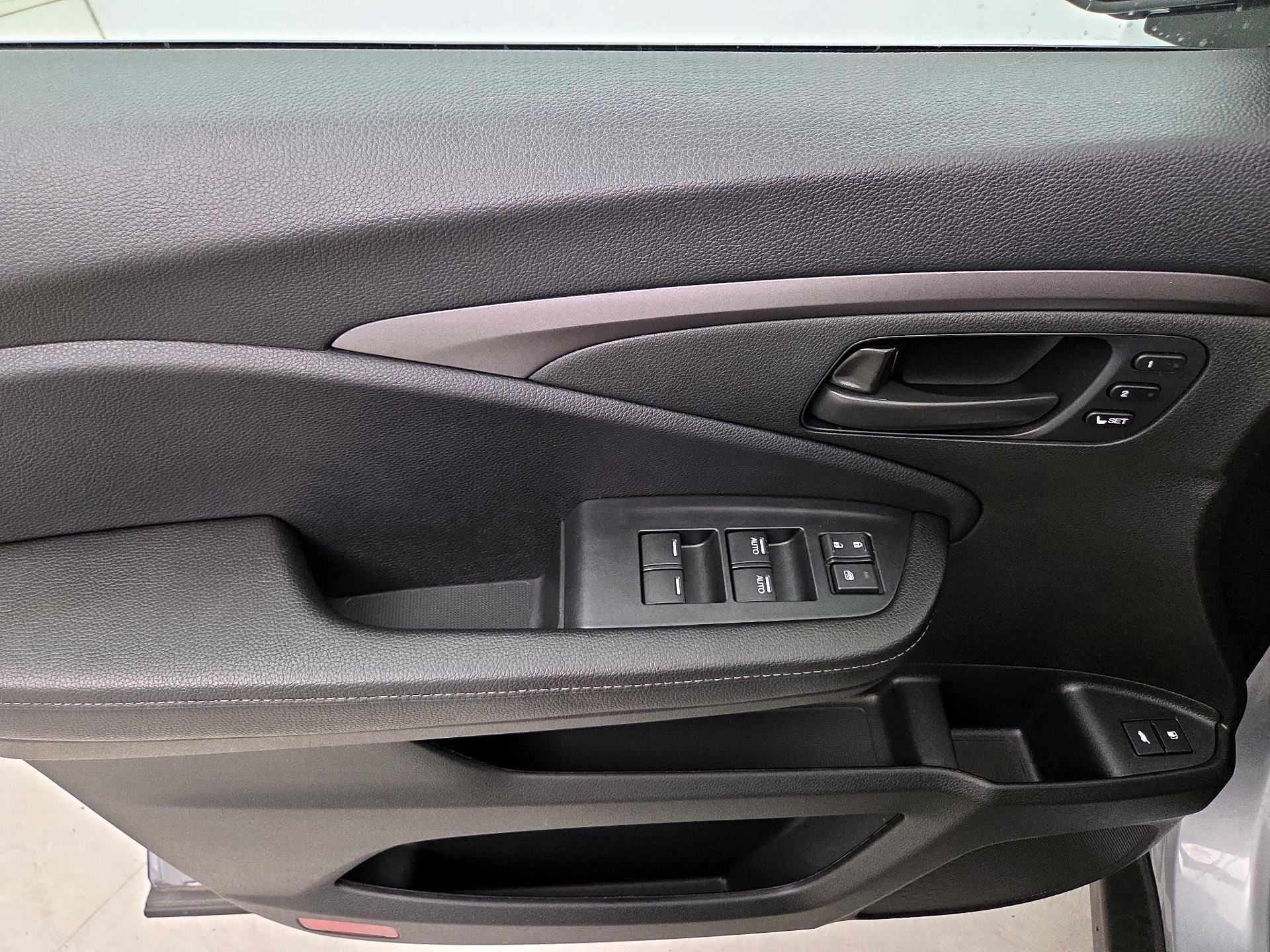 Thumbnail: 2025 Honda Passport - 12