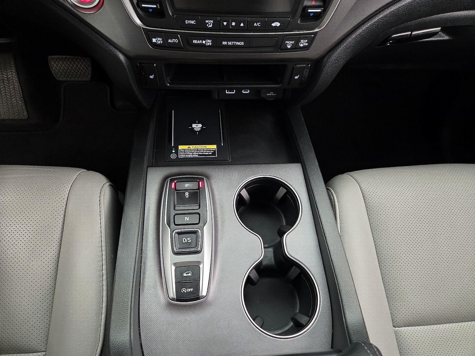 2025 Honda Passport EX-L - Photo 18