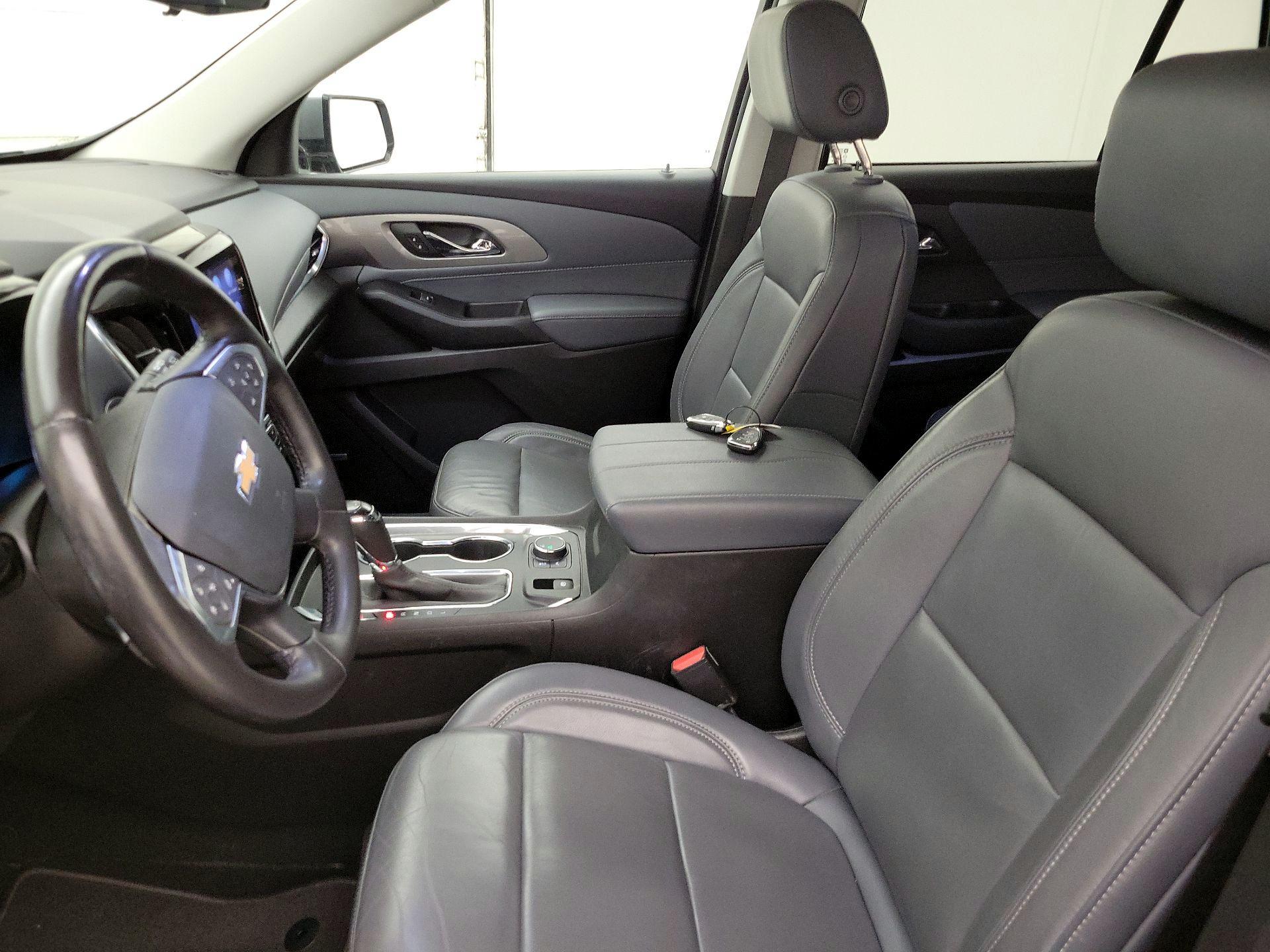 Thumbnail: 2020 Chevrolet Traverse - 11