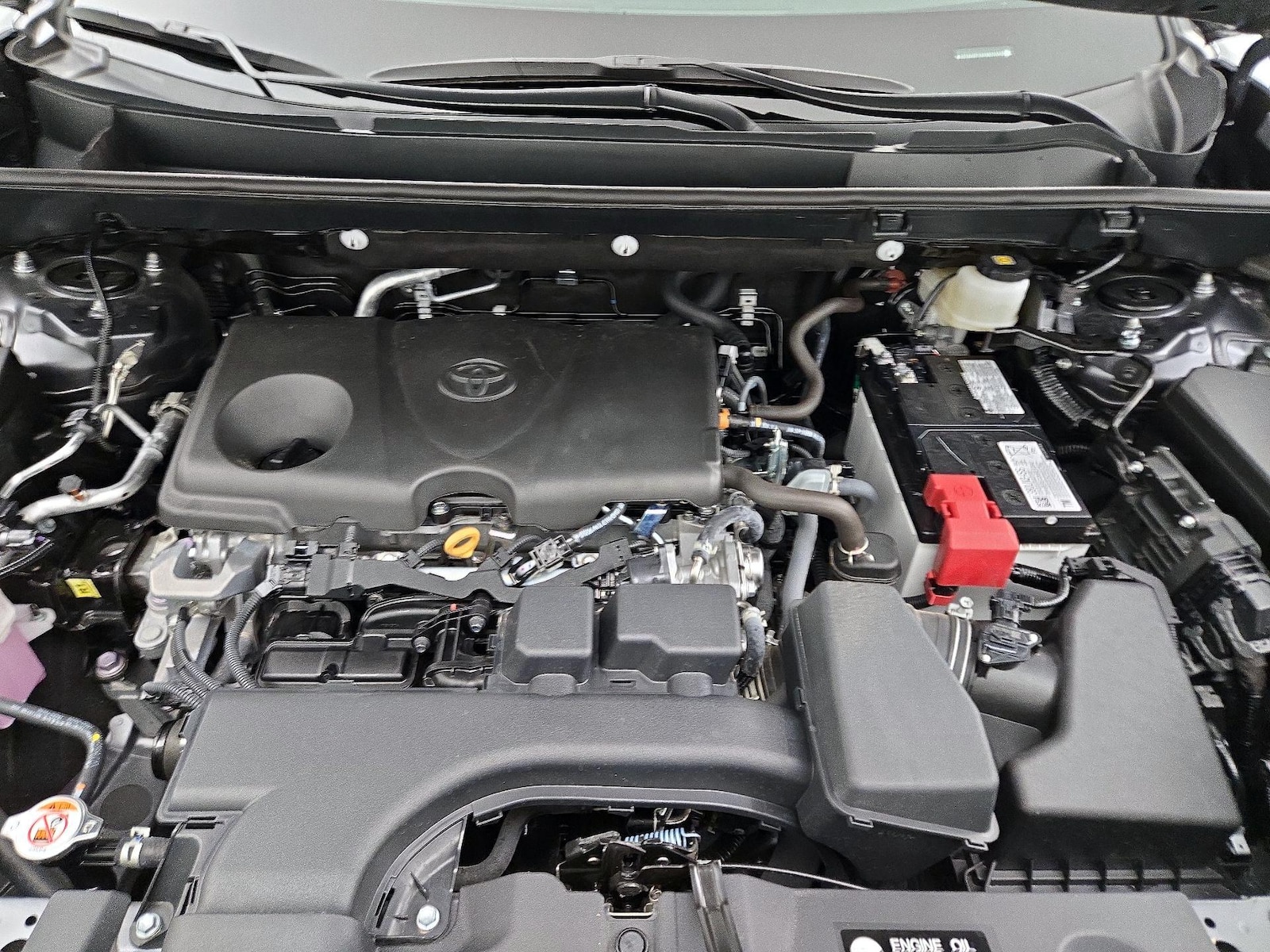 2025 Toyota RAV4 XLE Premium - Photo 24