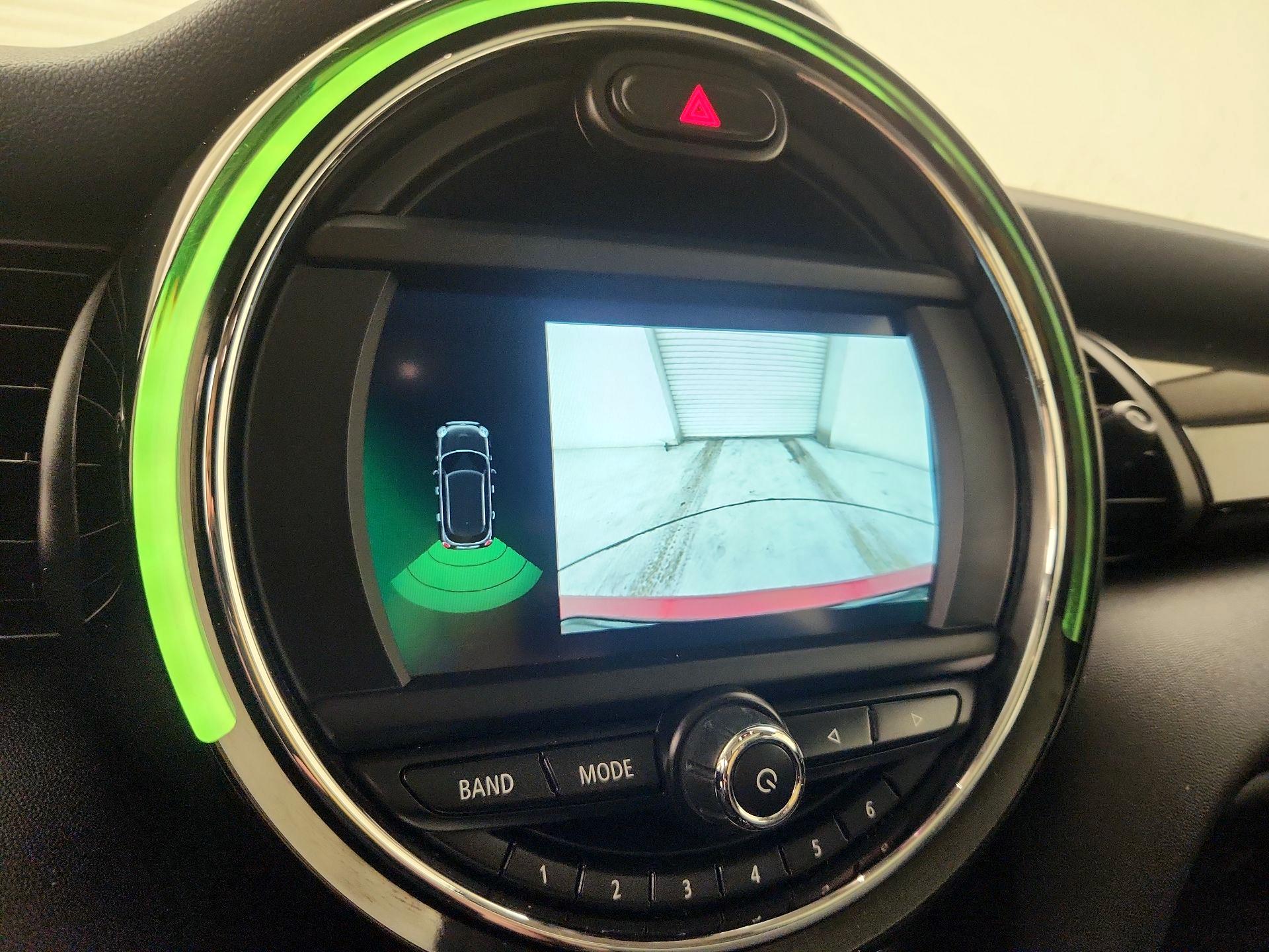 Thumbnail: 2019 MINI Cooper Hardtop - 14