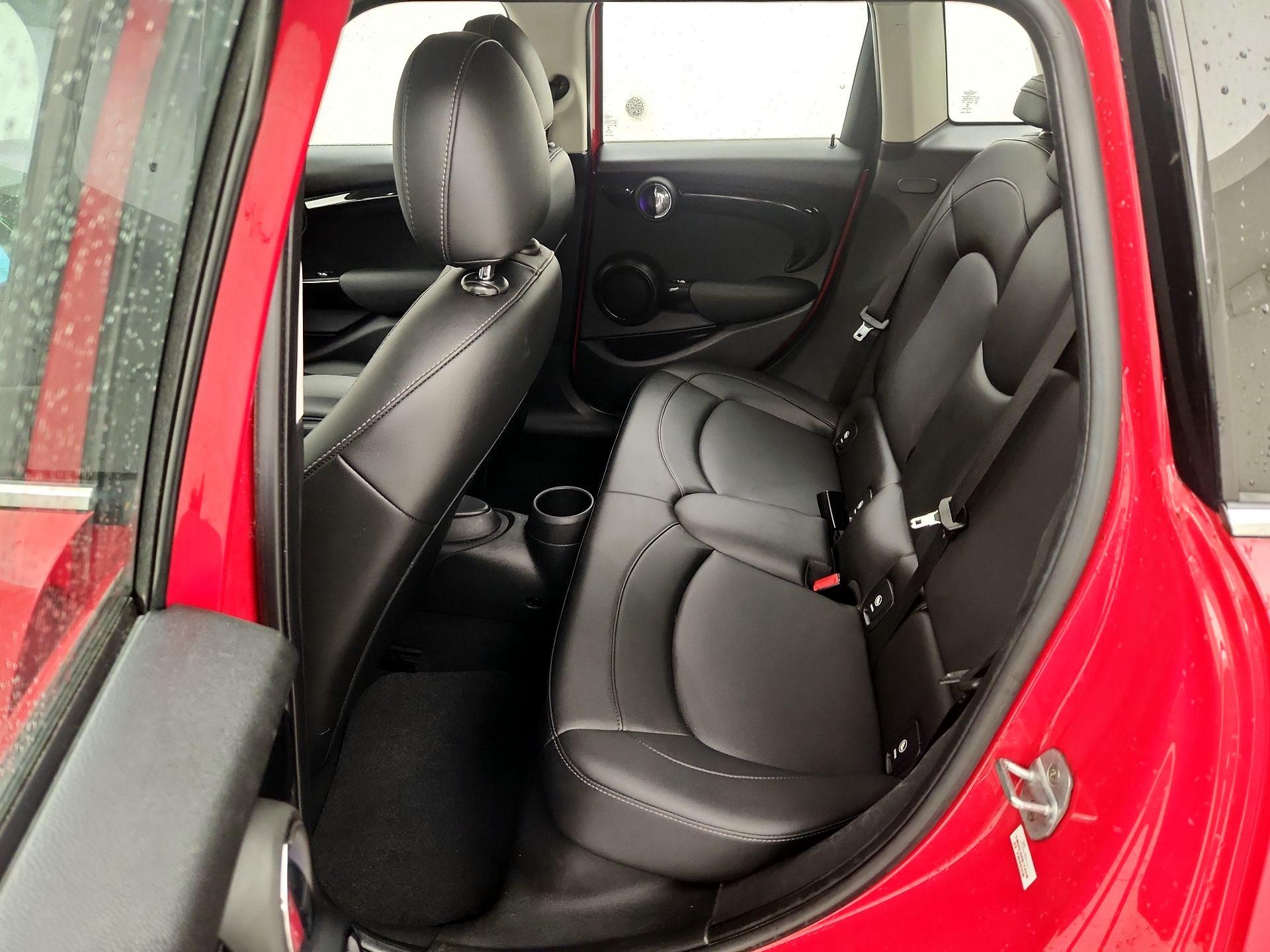 Thumbnail: 2019 MINI Cooper Hardtop - 20