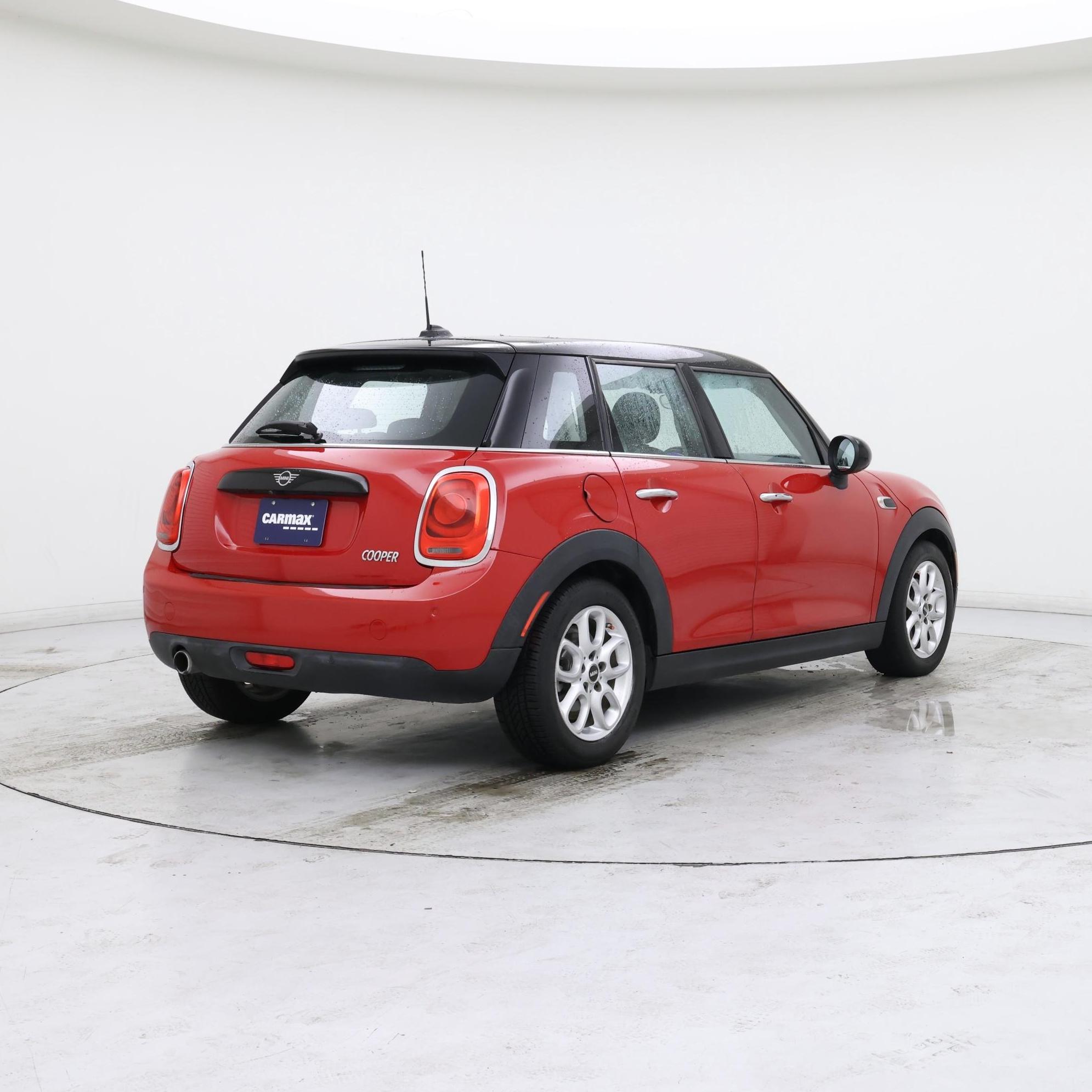 Thumbnail: 2019 MINI Cooper Hardtop - 8