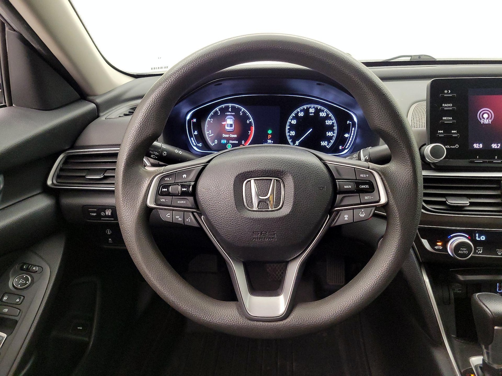 2018 Honda Accord LX - Photo 11