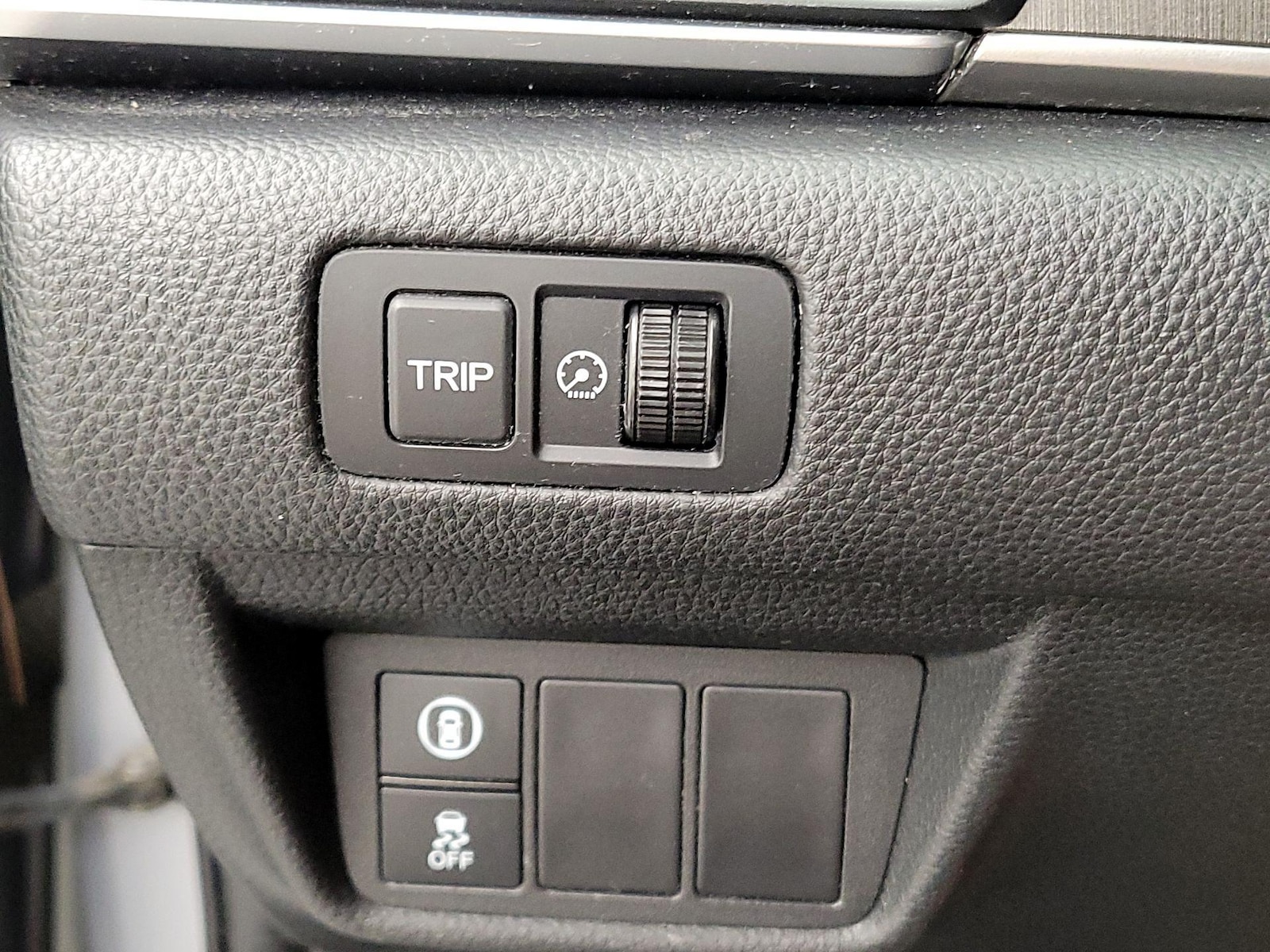 2018 Honda Accord LX - Photo 14