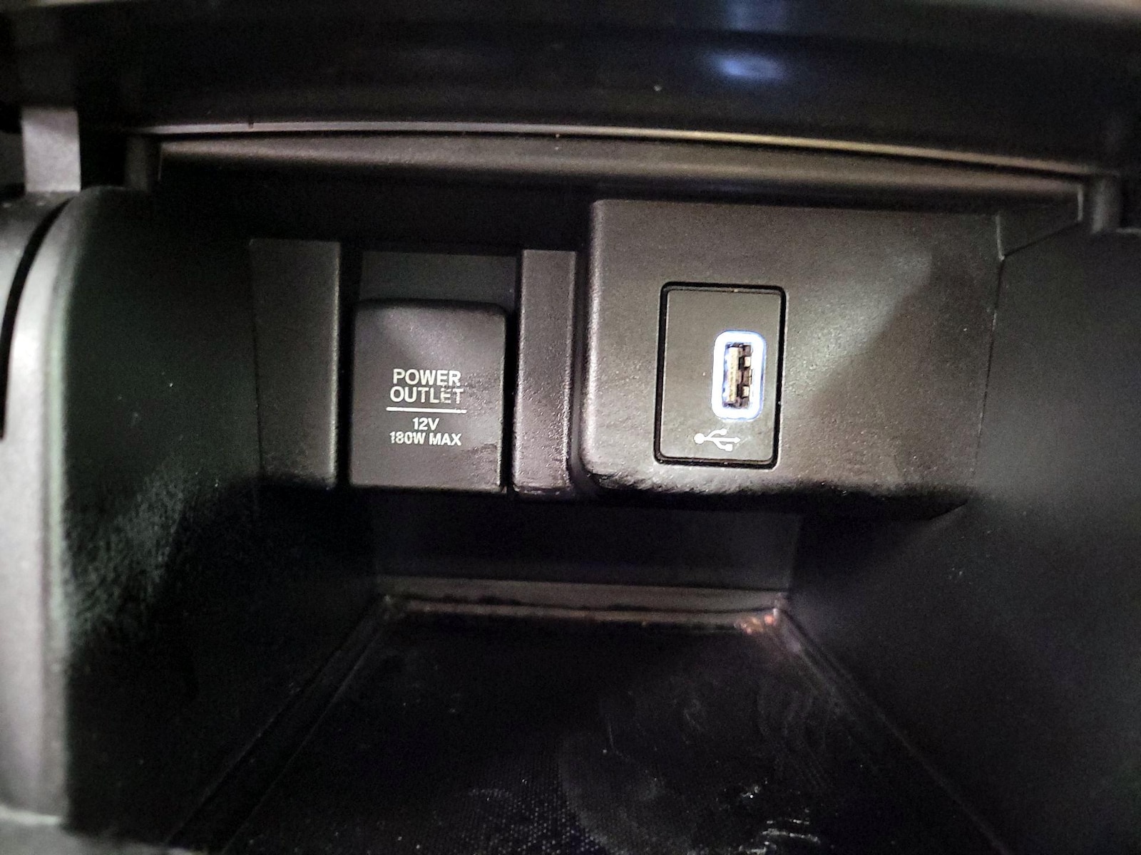 2018 Honda Accord LX - Photo 19