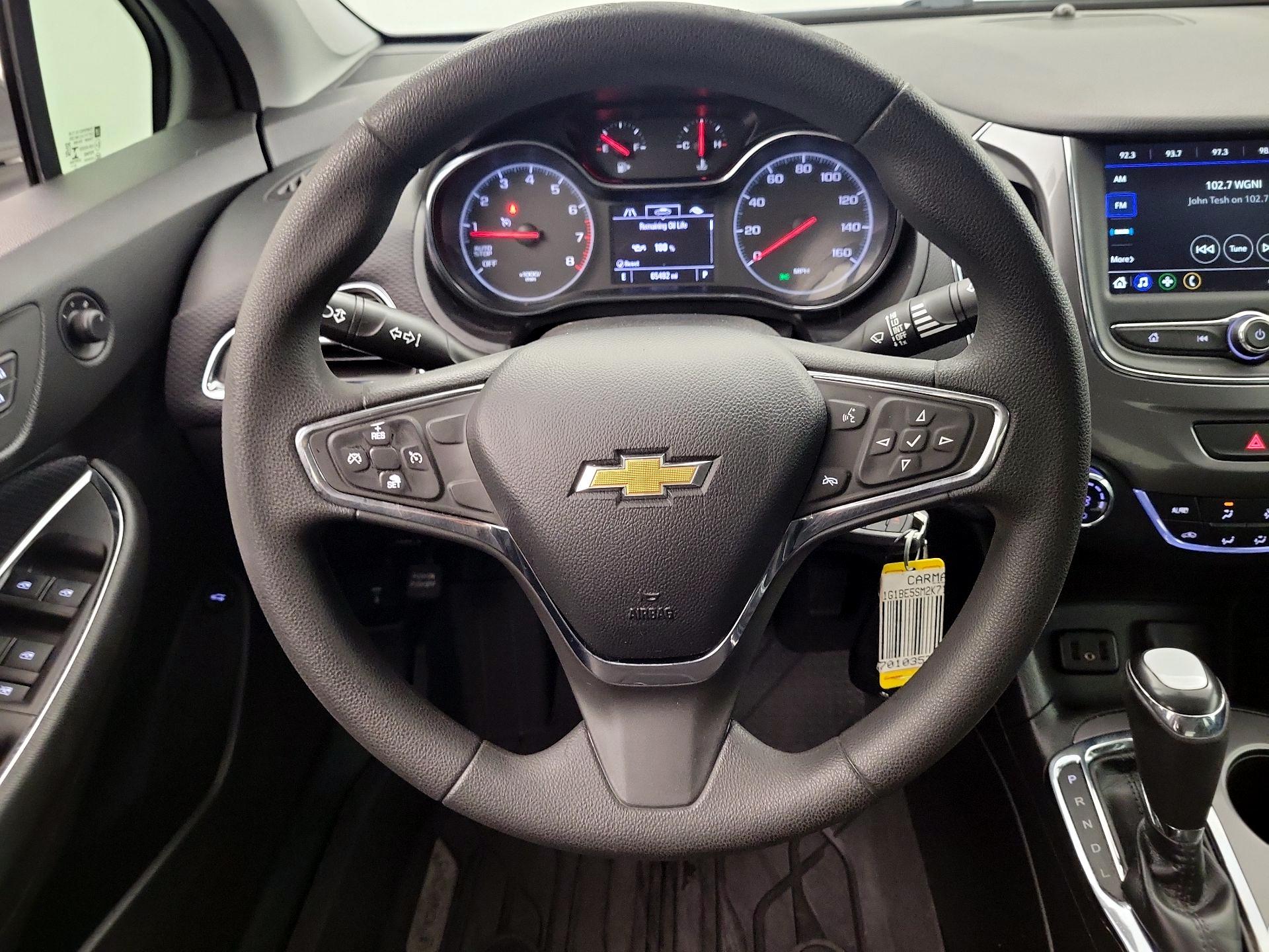 Thumbnail: 2019 Chevrolet Cruze - 10