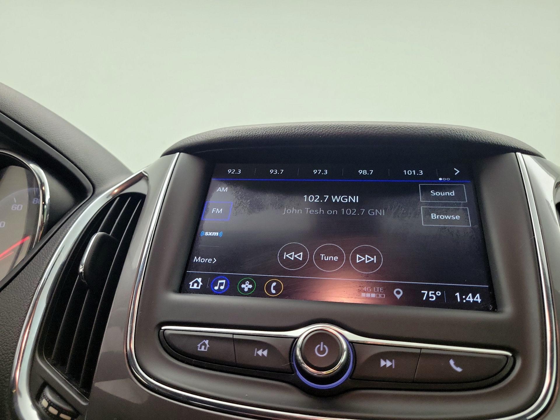 Thumbnail: 2019 Chevrolet Cruze - 15