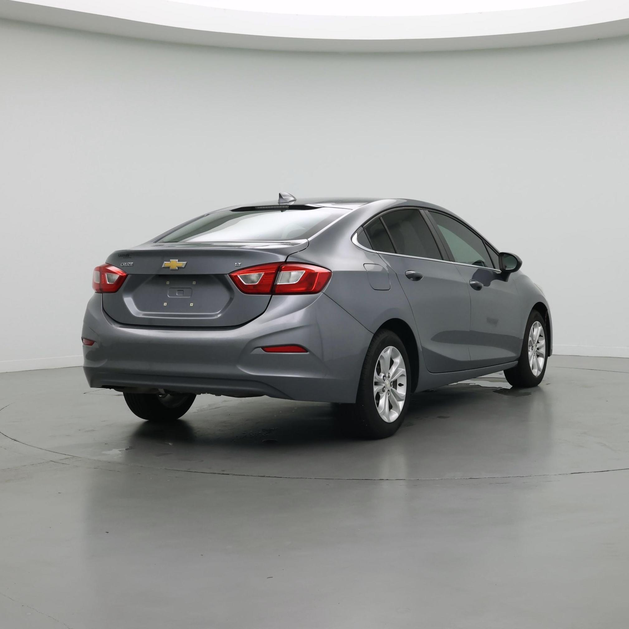 Thumbnail: 2019 Chevrolet Cruze - 8