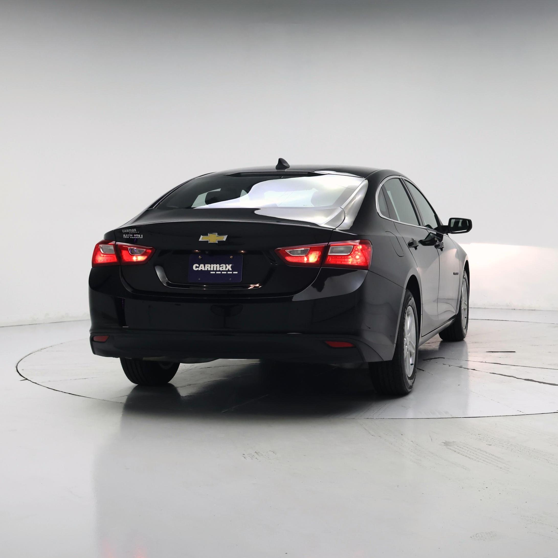 Thumbnail: 2023 Chevrolet Malibu - 8