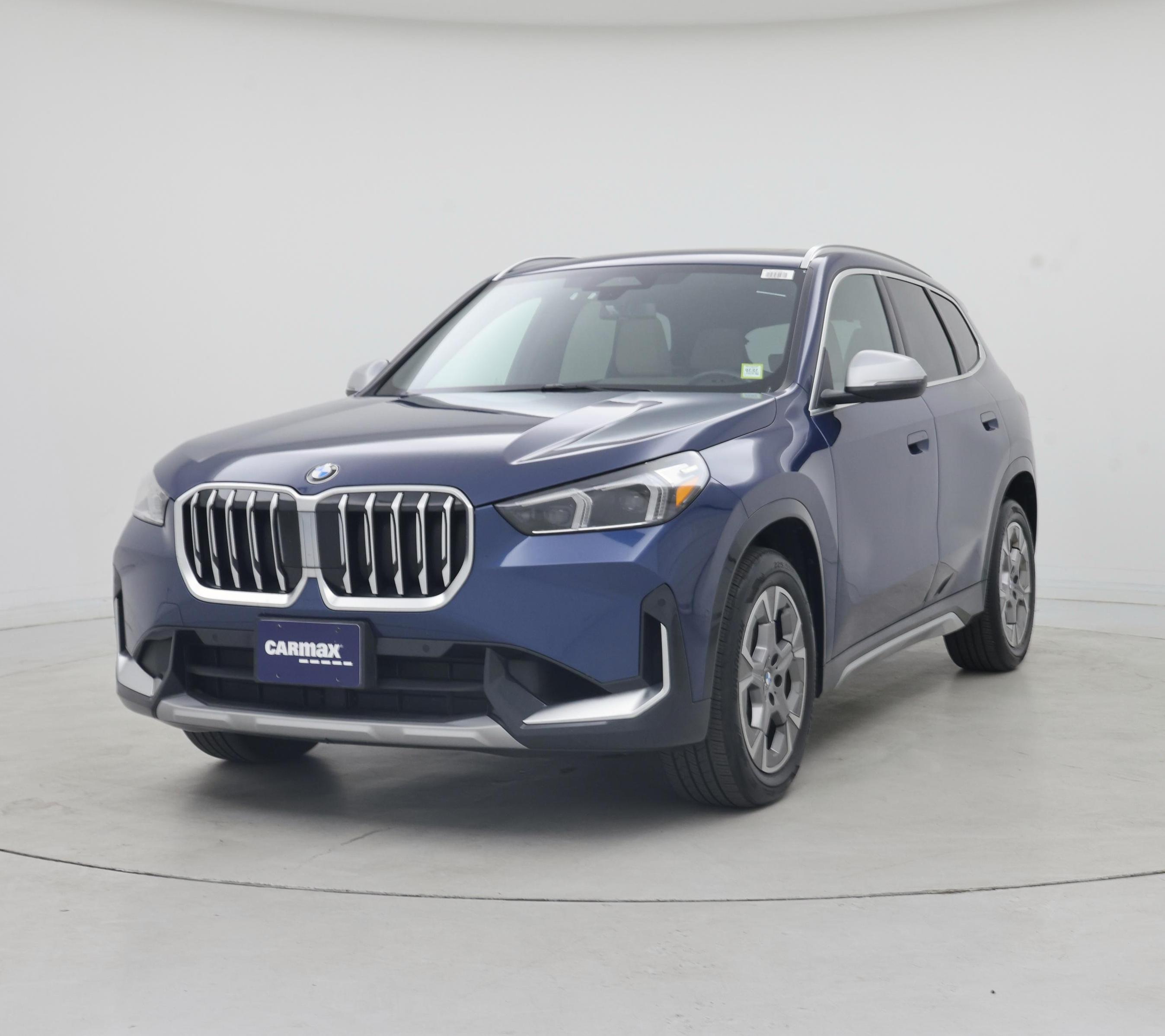 Thumbnail: 2023 BMW X1 - 4