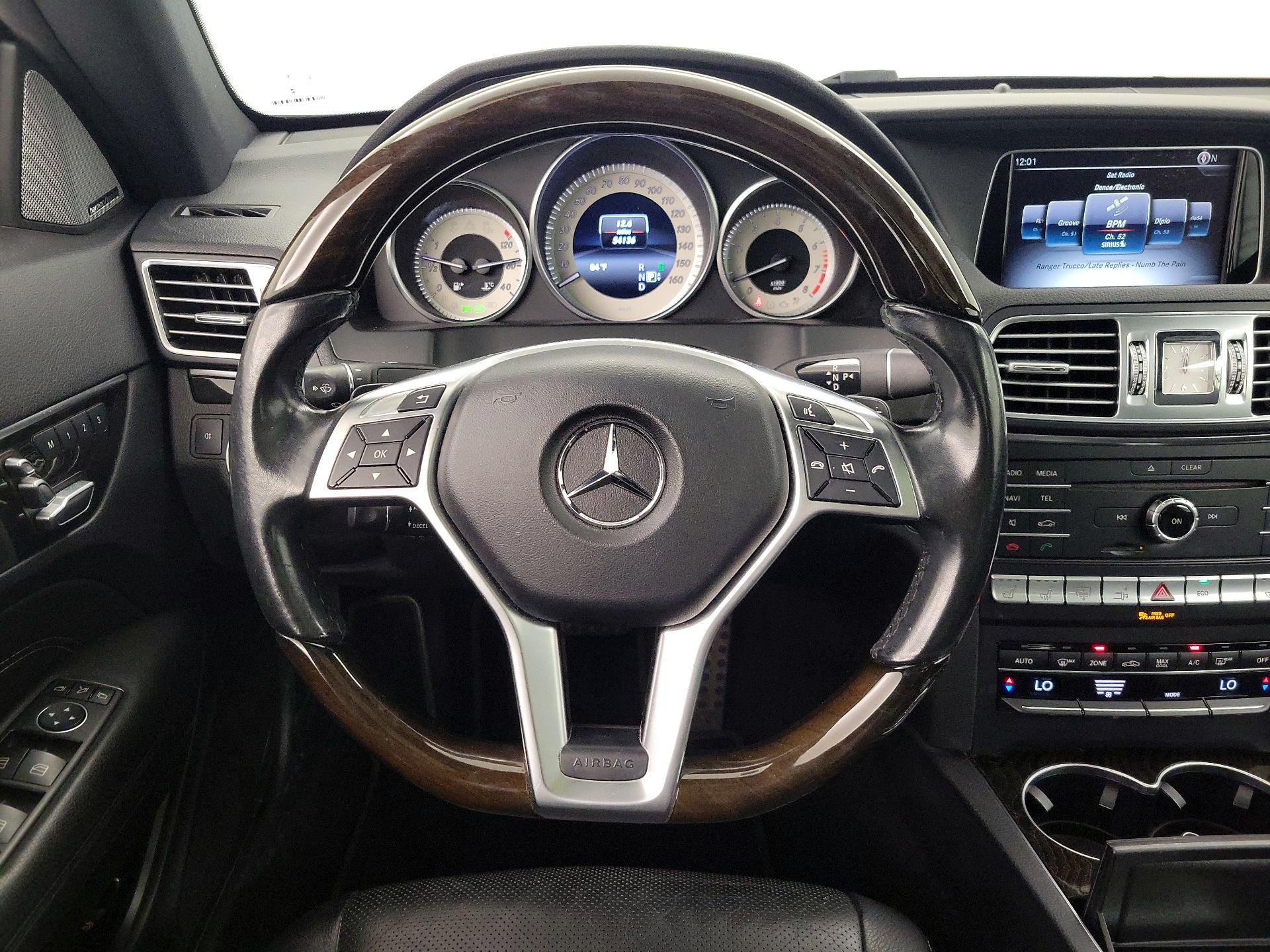 Thumbnail: 2017 Mercedes-Benz E-Class - 10
