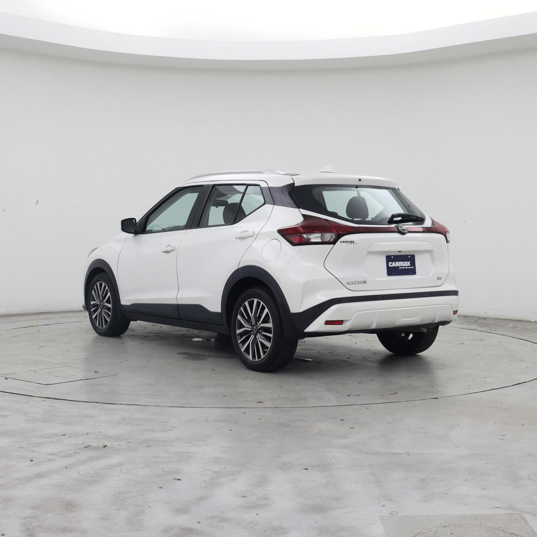 Thumbnail: 2022 Nissan Kicks - 2
