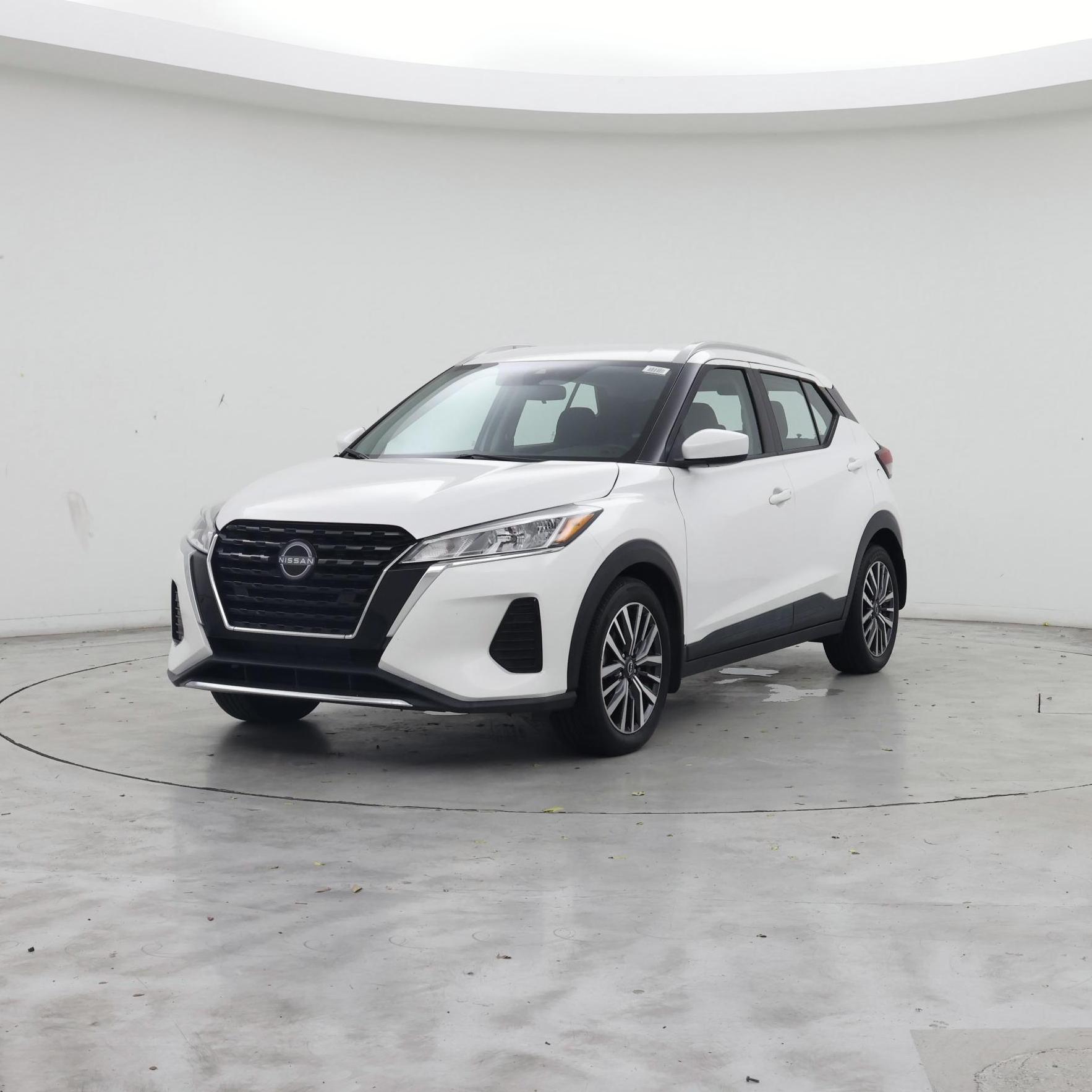 Thumbnail: 2022 Nissan Kicks - 4