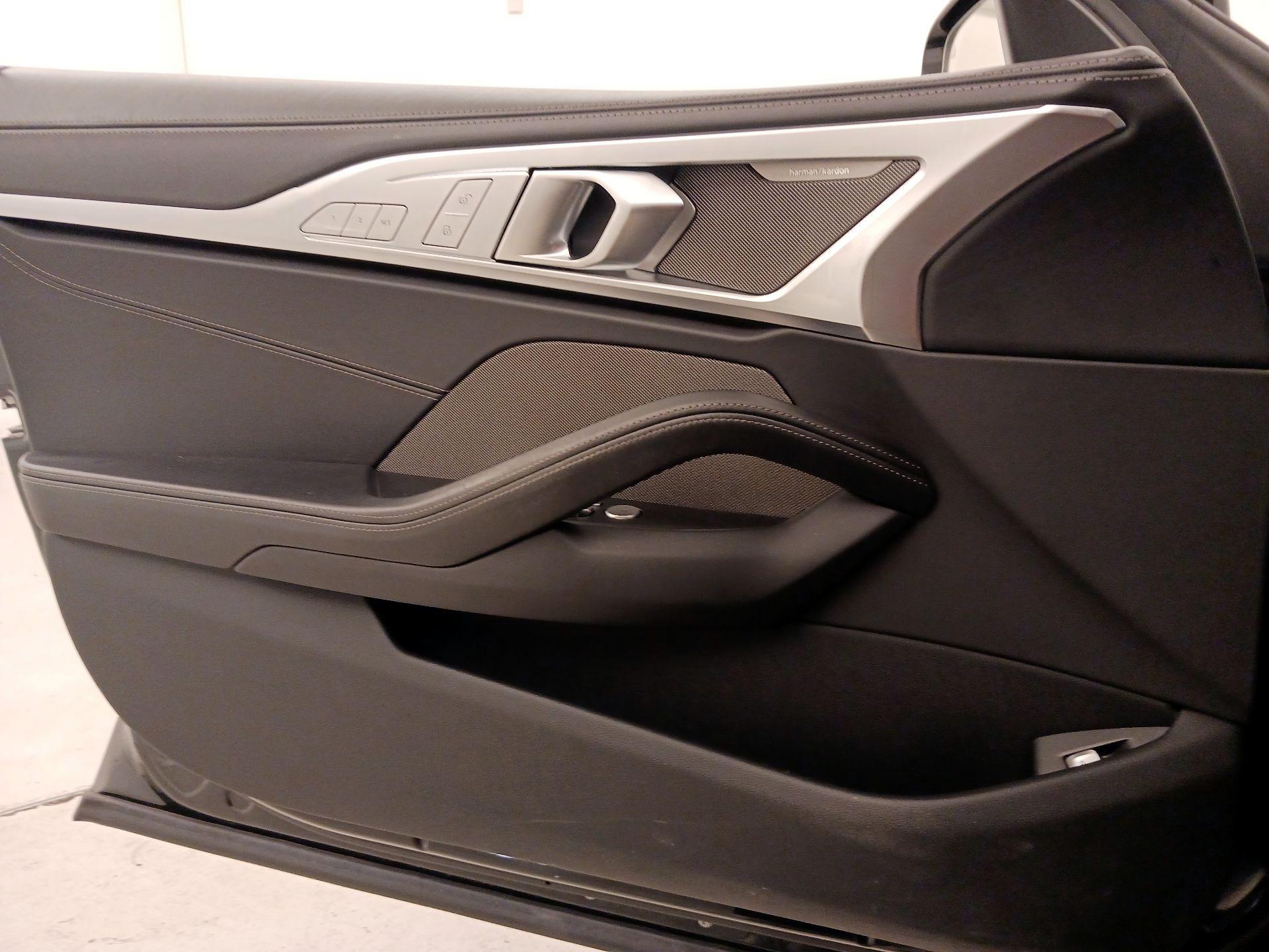 Thumbnail: 2023 BMW 8 Series - 12